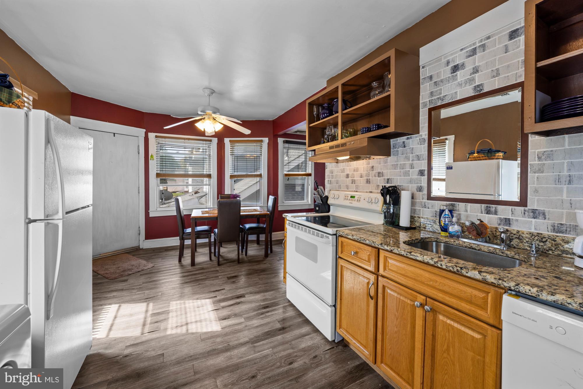 HAMMONTON TOWN - Commercial Sale