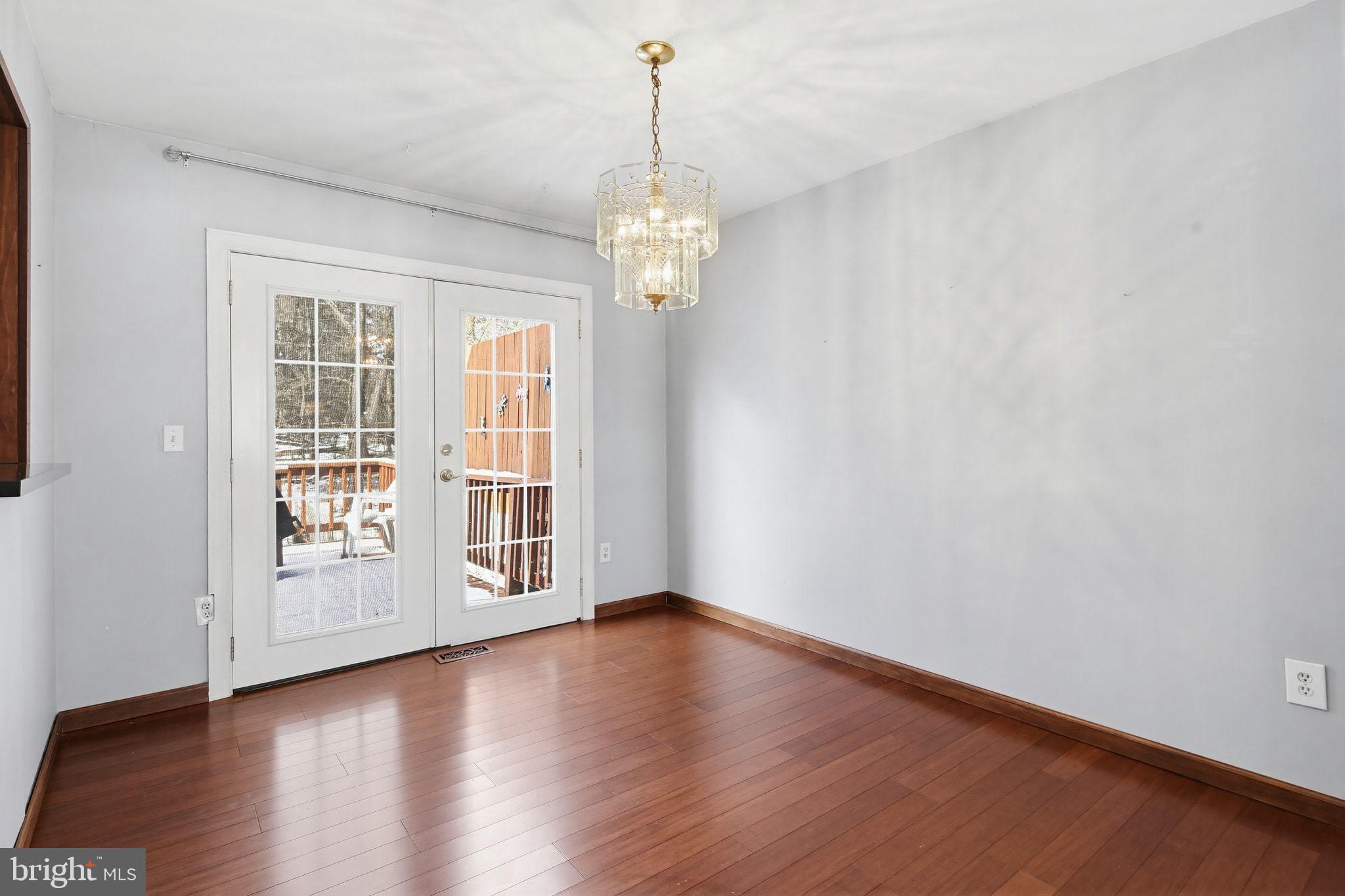 REISTERSWOOD - Residential