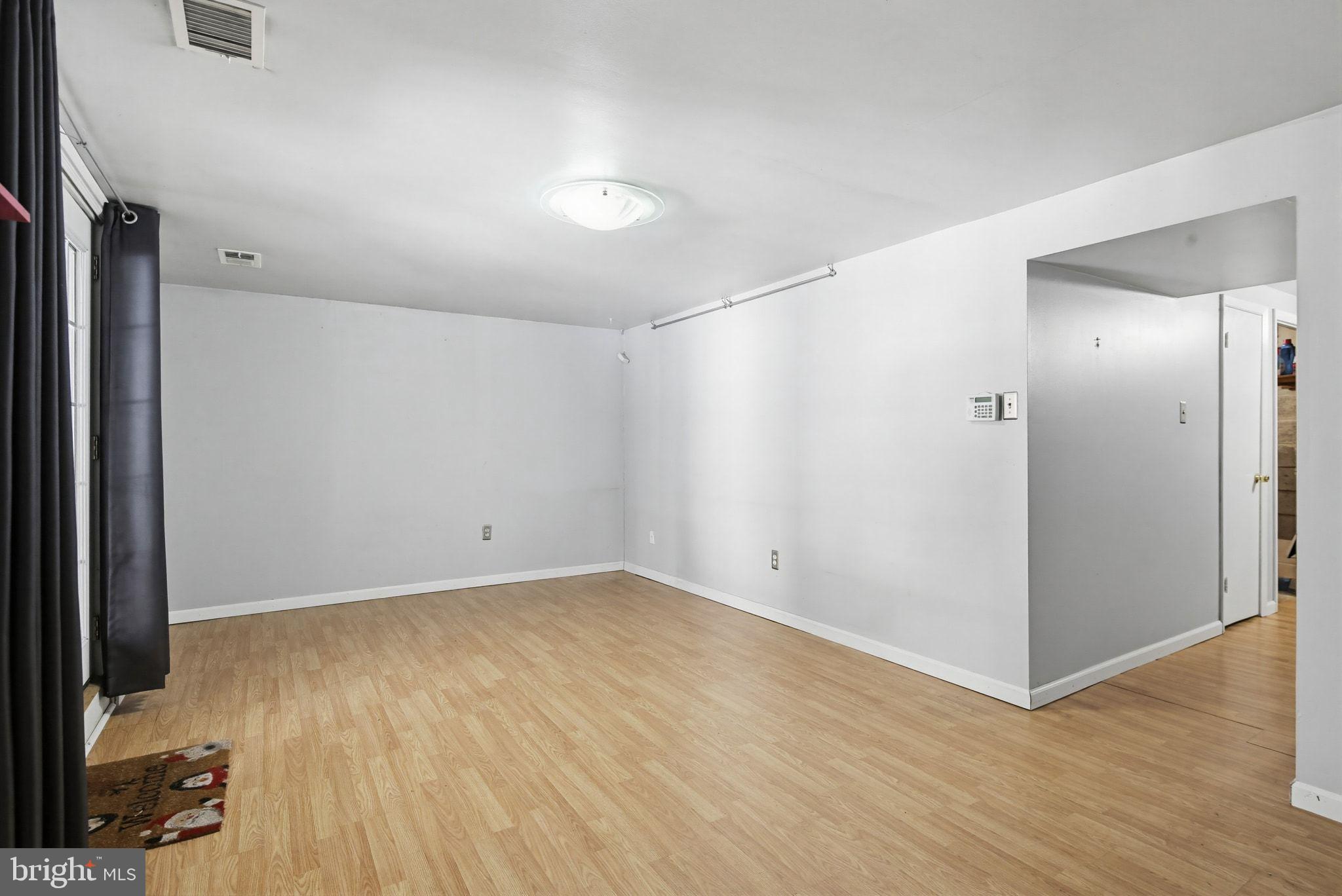 REISTERSWOOD - Residential