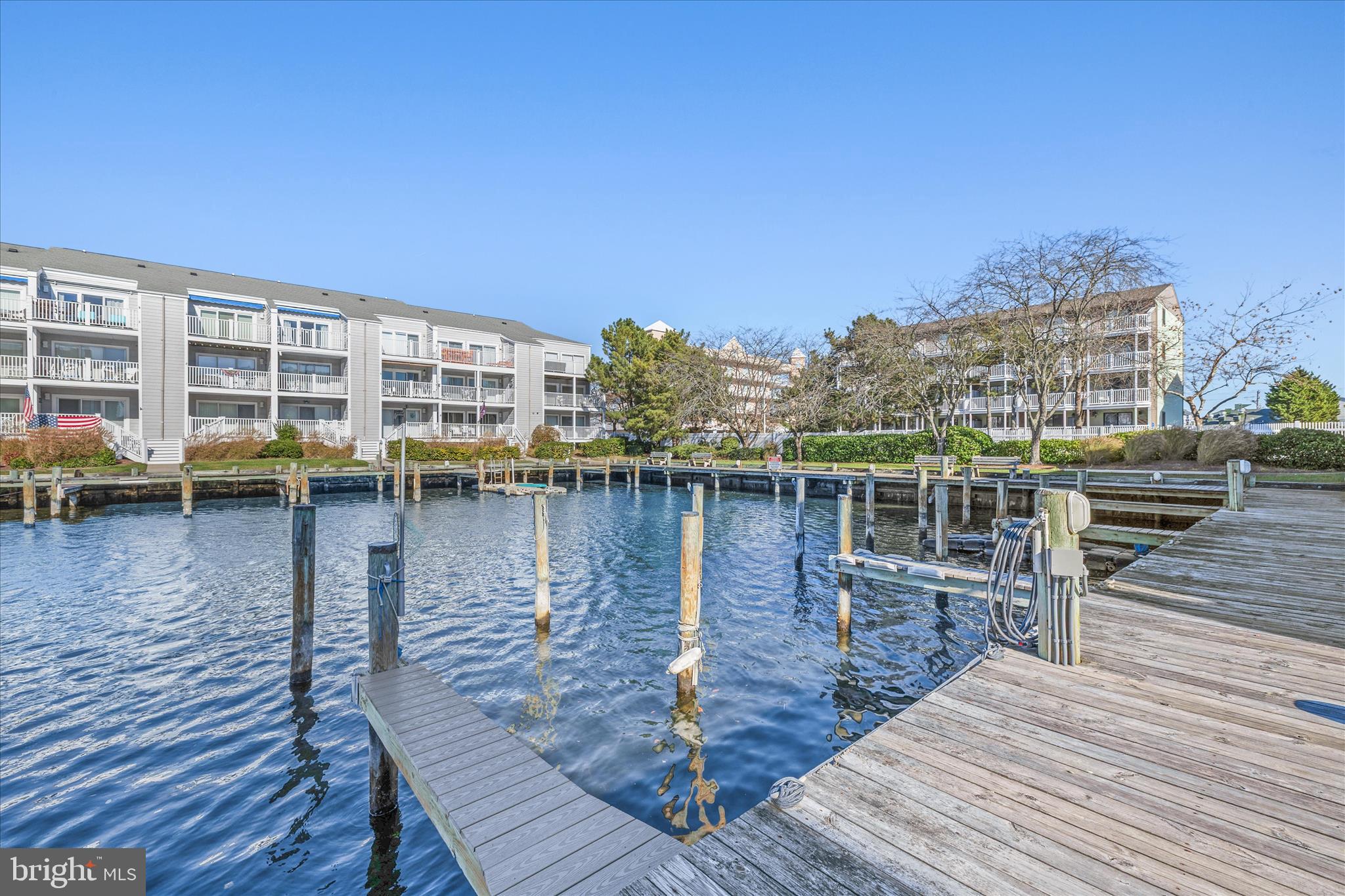 HIDDEN HARBOR - Residential