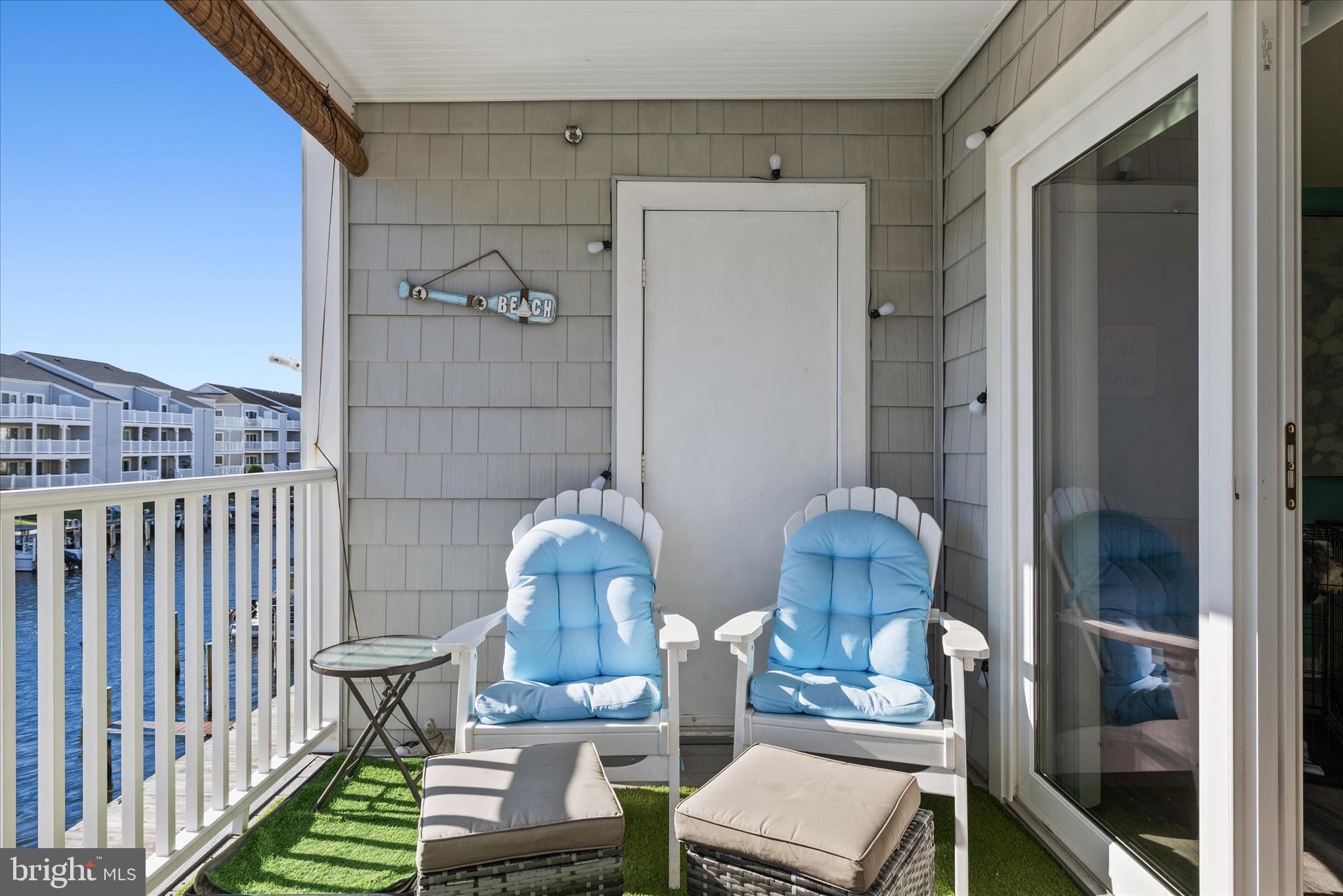 HIDDEN HARBOR - Residential