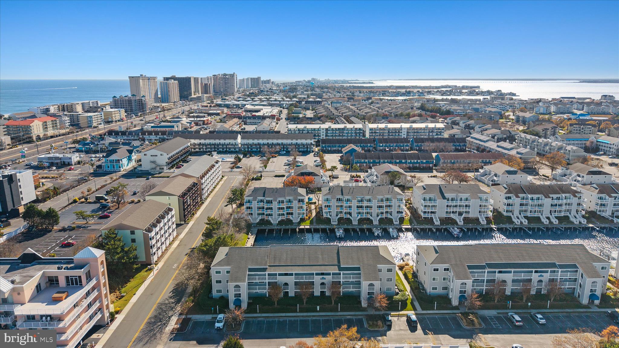 HIDDEN HARBOR - Residential