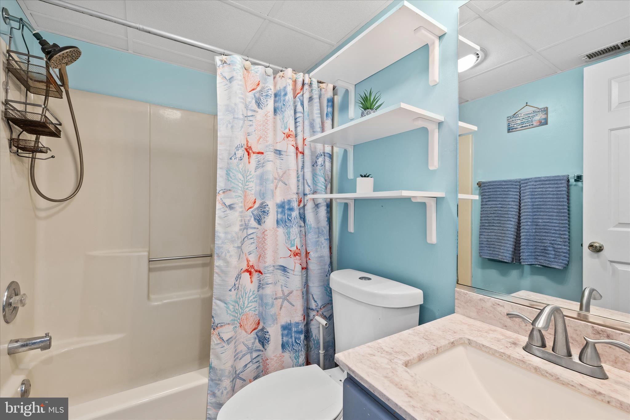 HIDDEN HARBOR - Residential