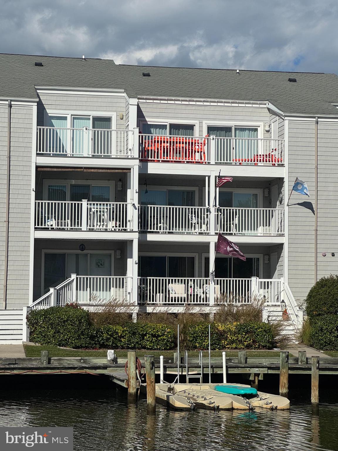 HIDDEN HARBOR - Residential