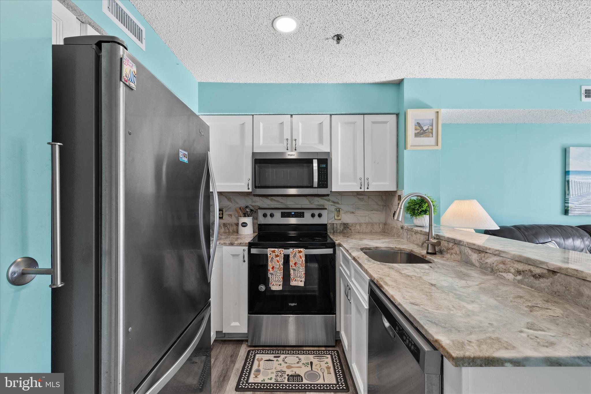 HIDDEN HARBOR - Residential