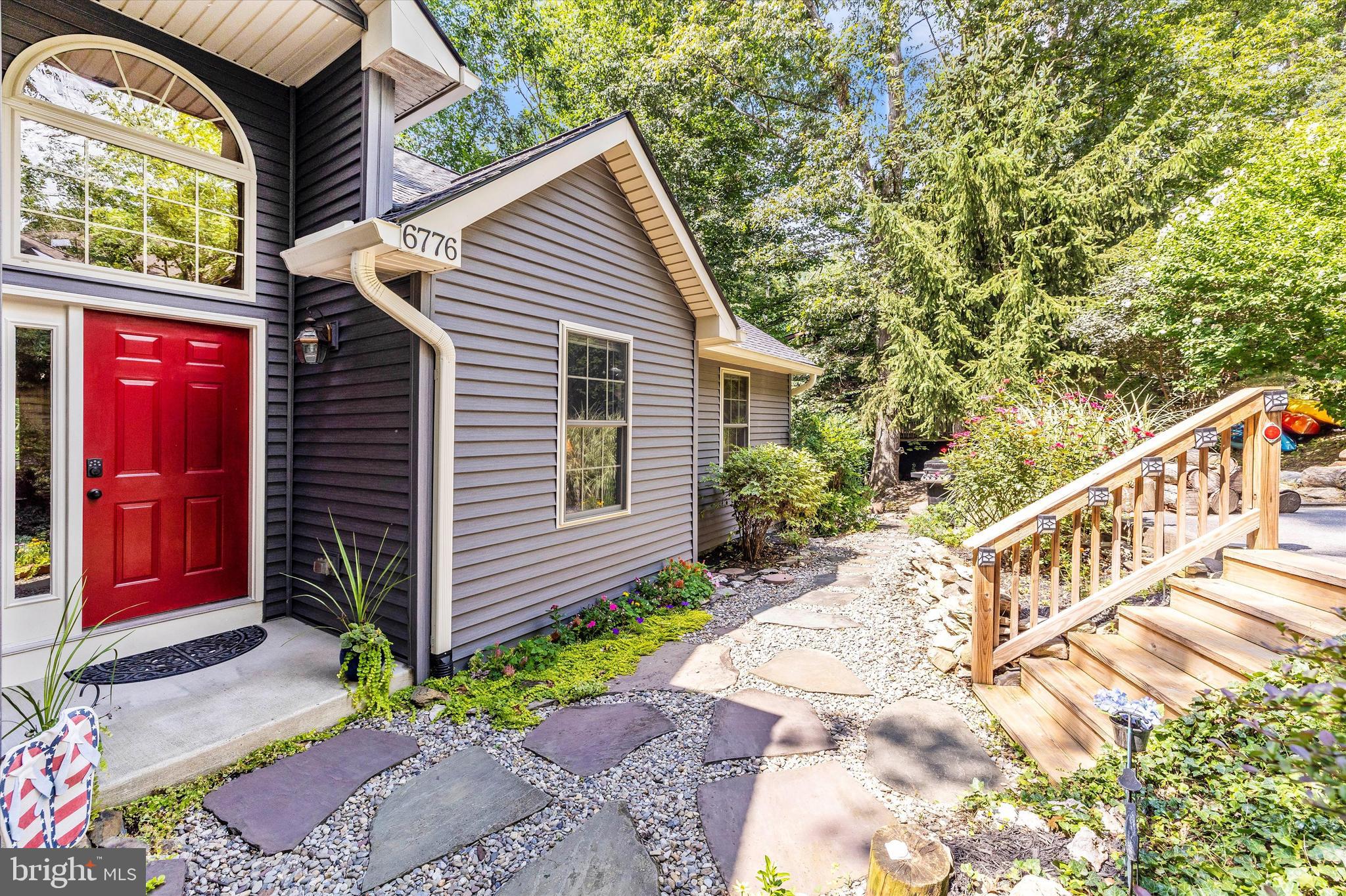 6776 BALMORAL RIDGE