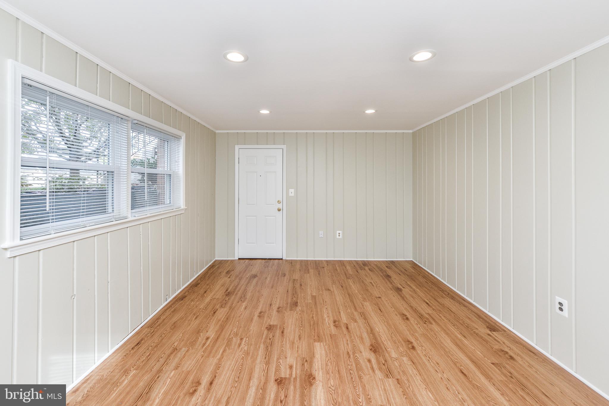 TOWN OF PURCELLVILLE - Residential Lease