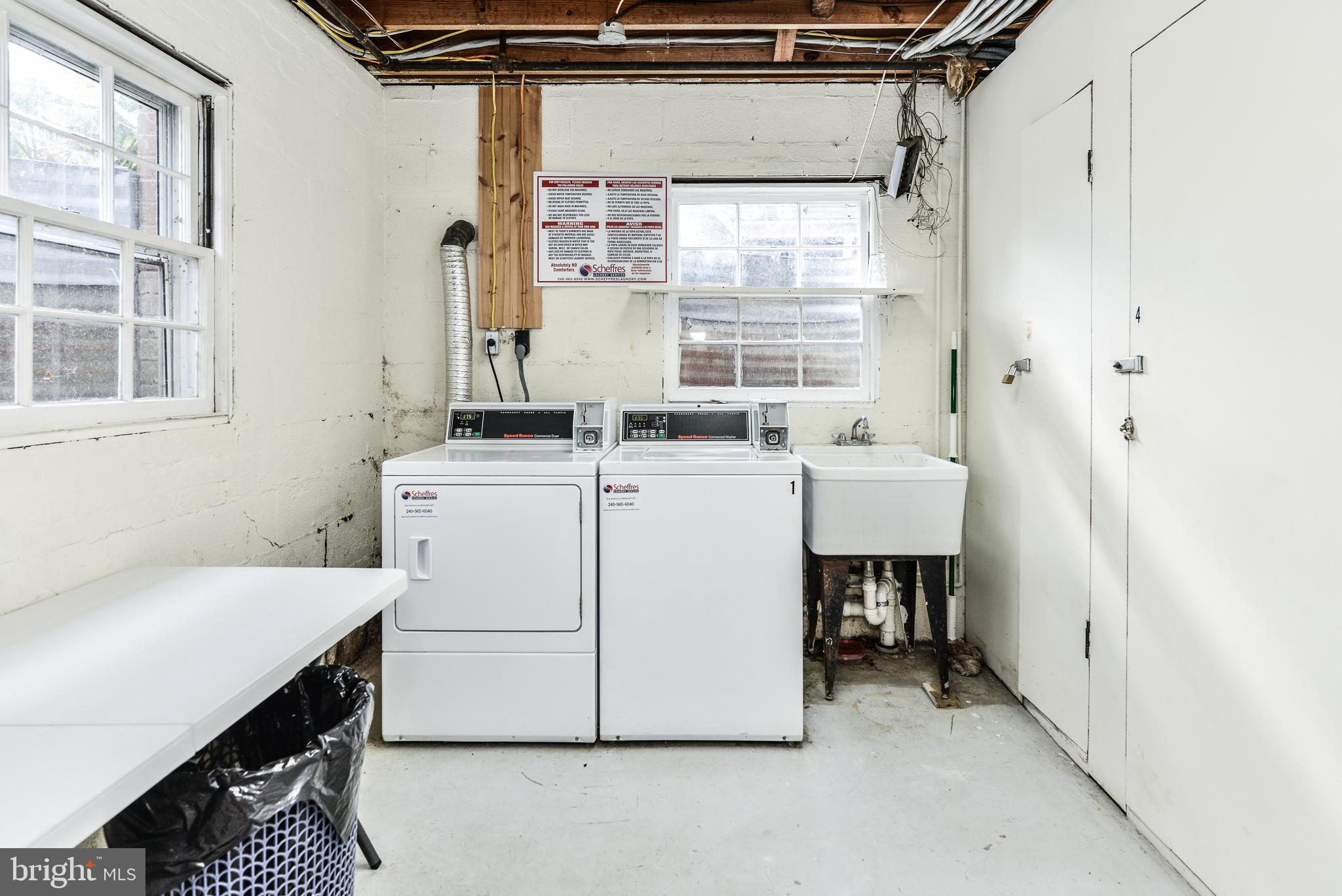 TOWN OF PURCELLVILLE - Residential Lease