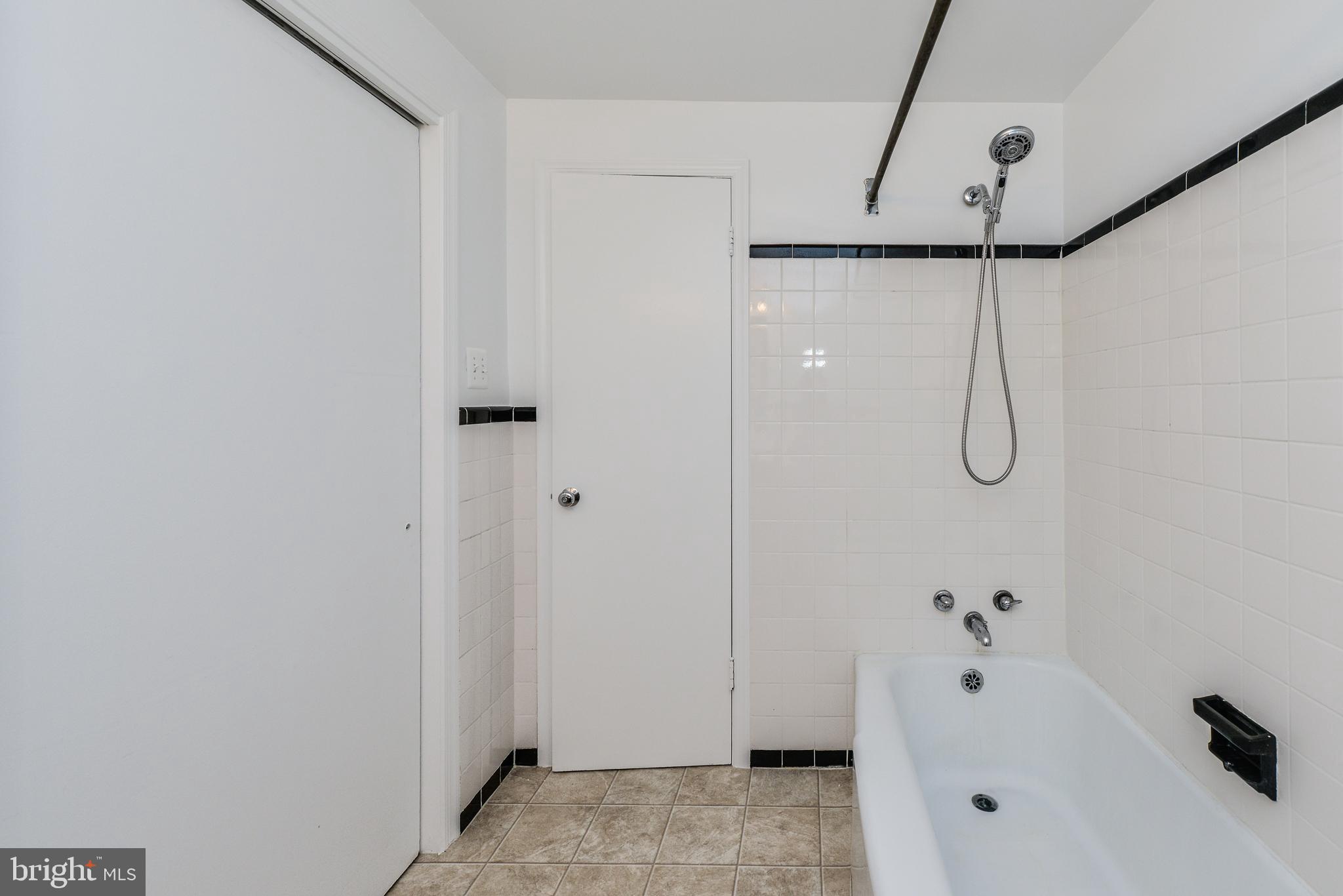 TOWN OF PURCELLVILLE - Residential Lease