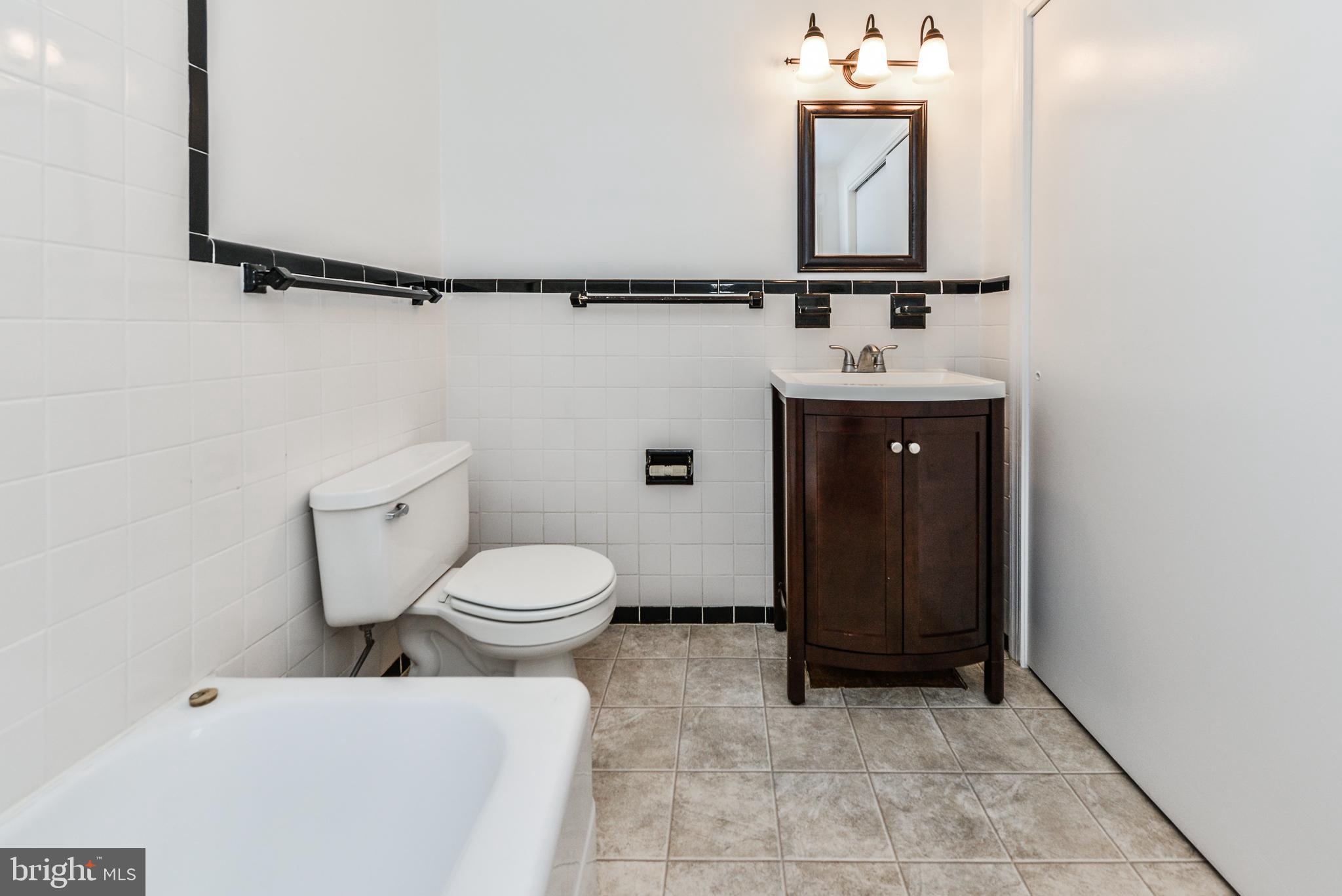 TOWN OF PURCELLVILLE - Residential Lease