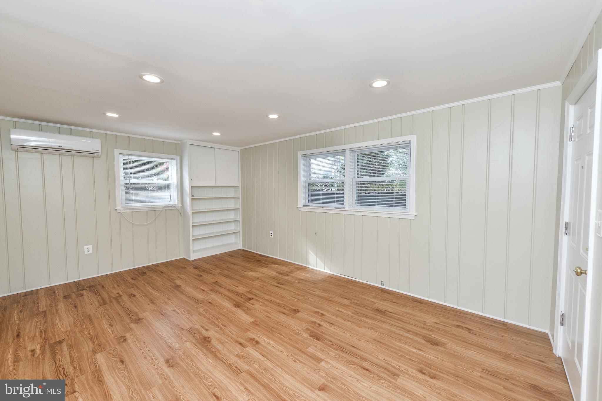 TOWN OF PURCELLVILLE - Residential Lease