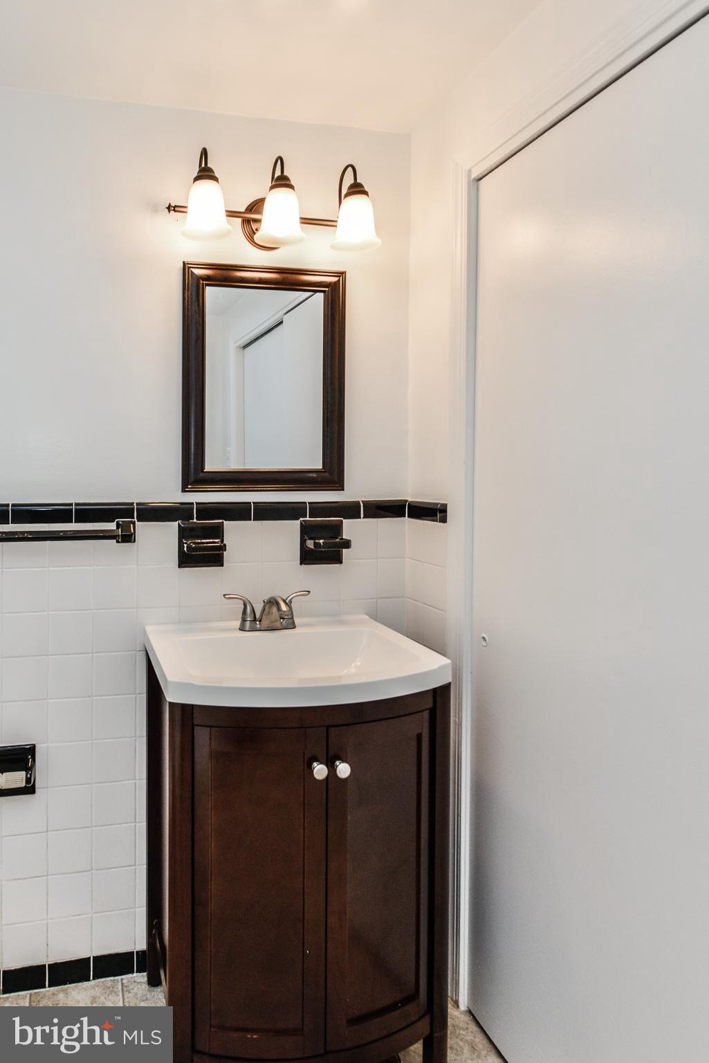 TOWN OF PURCELLVILLE - Residential Lease