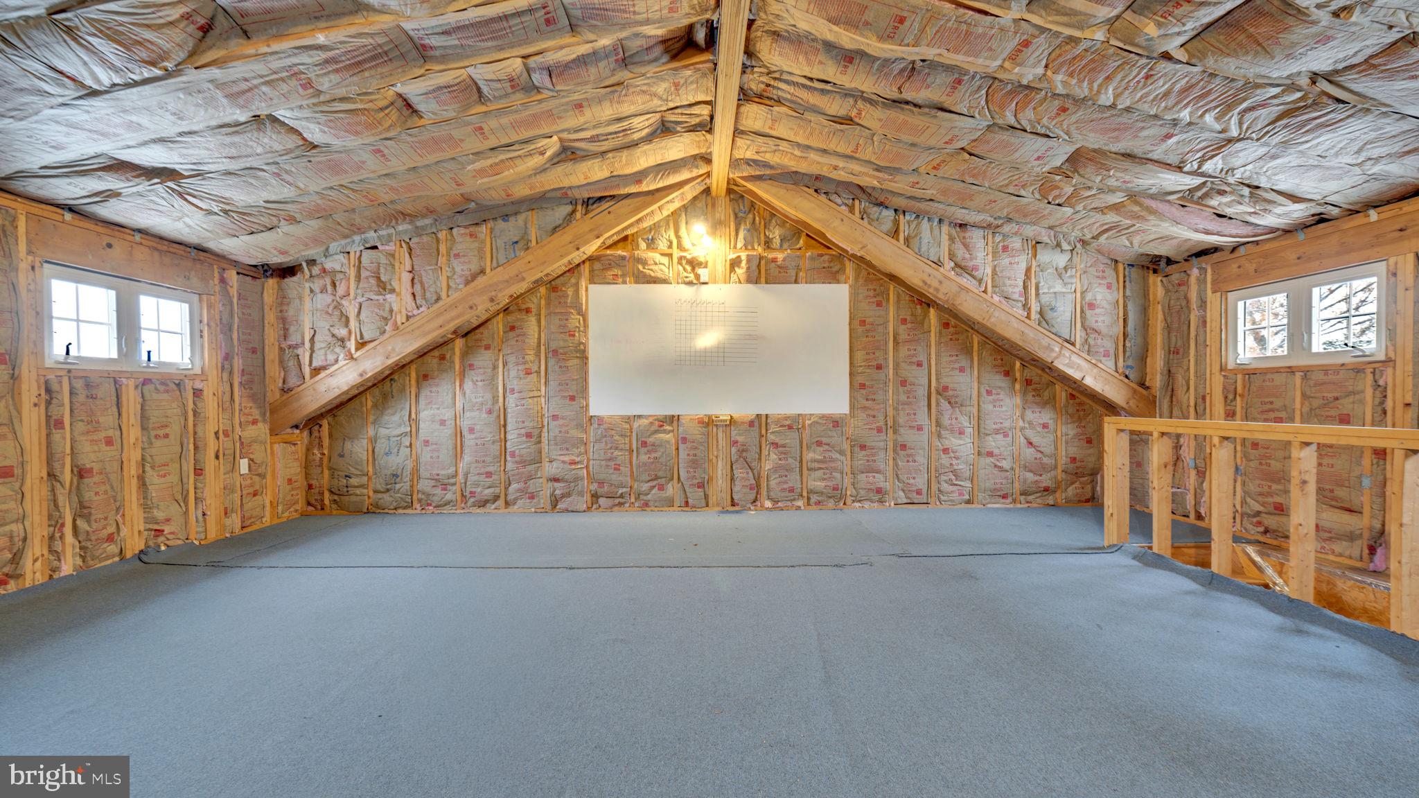 MCGUCKIAN - Residential Lease