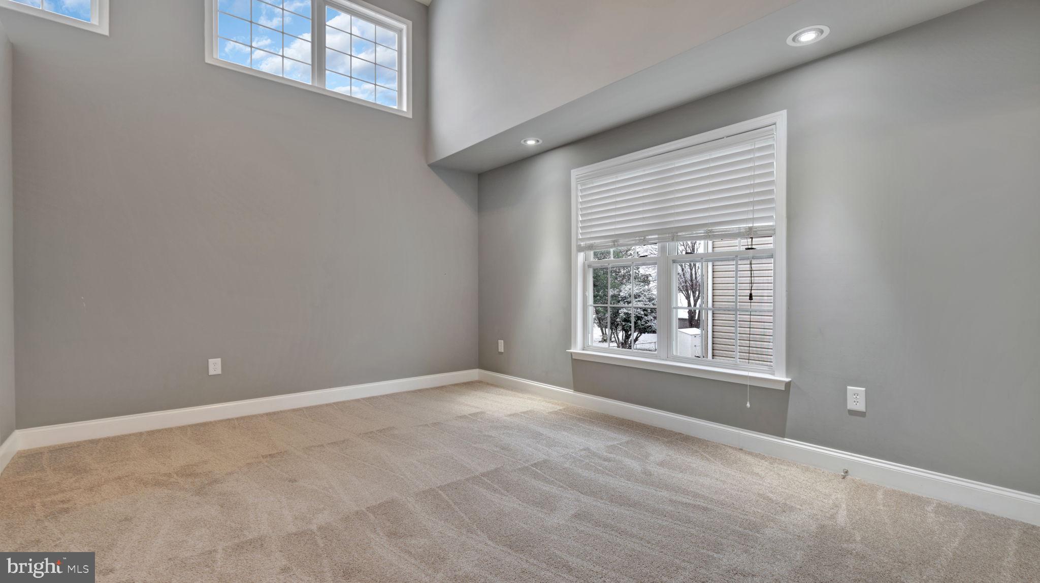 MCGUCKIAN - Residential Lease