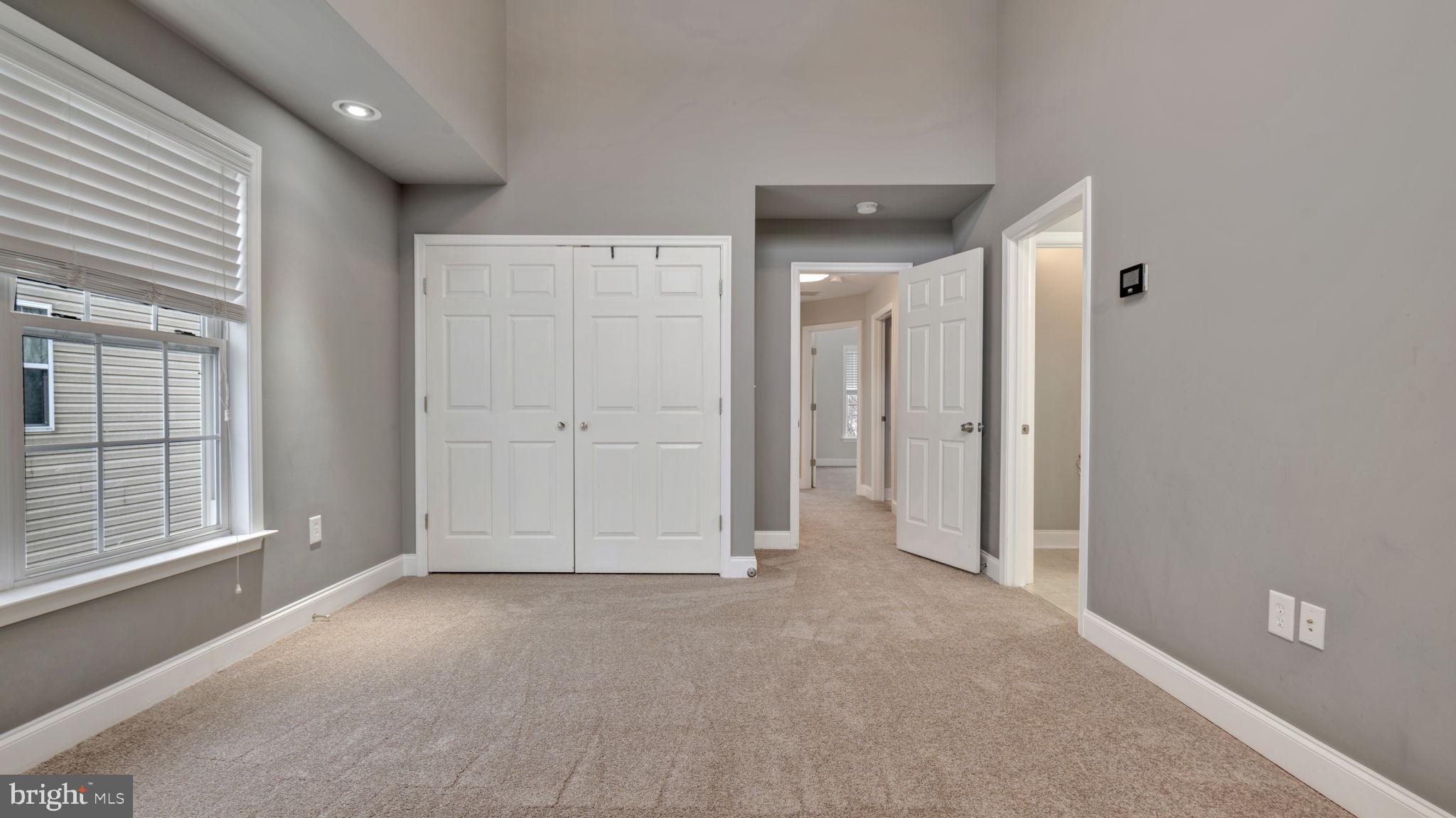 MCGUCKIAN - Residential Lease