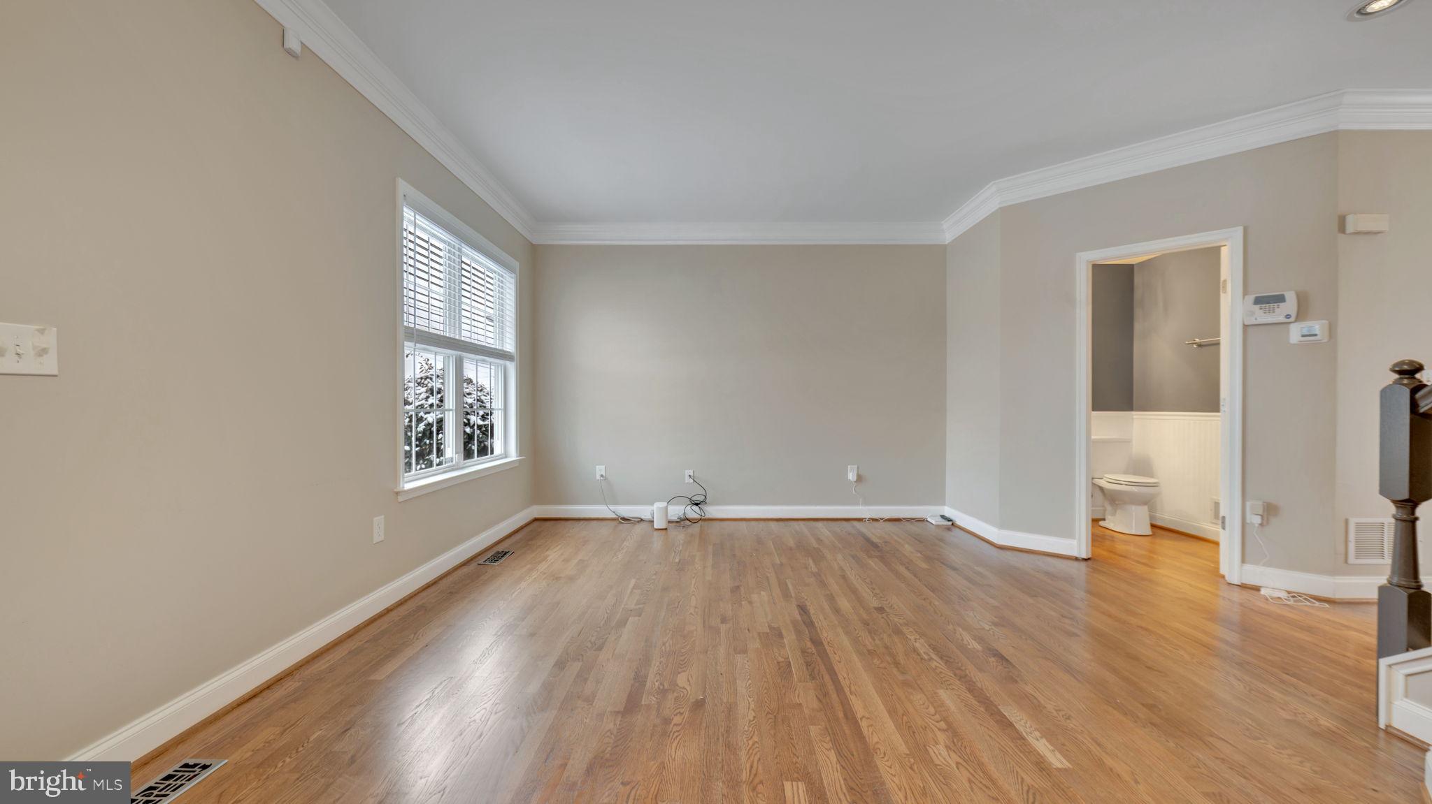 MCGUCKIAN - Residential Lease