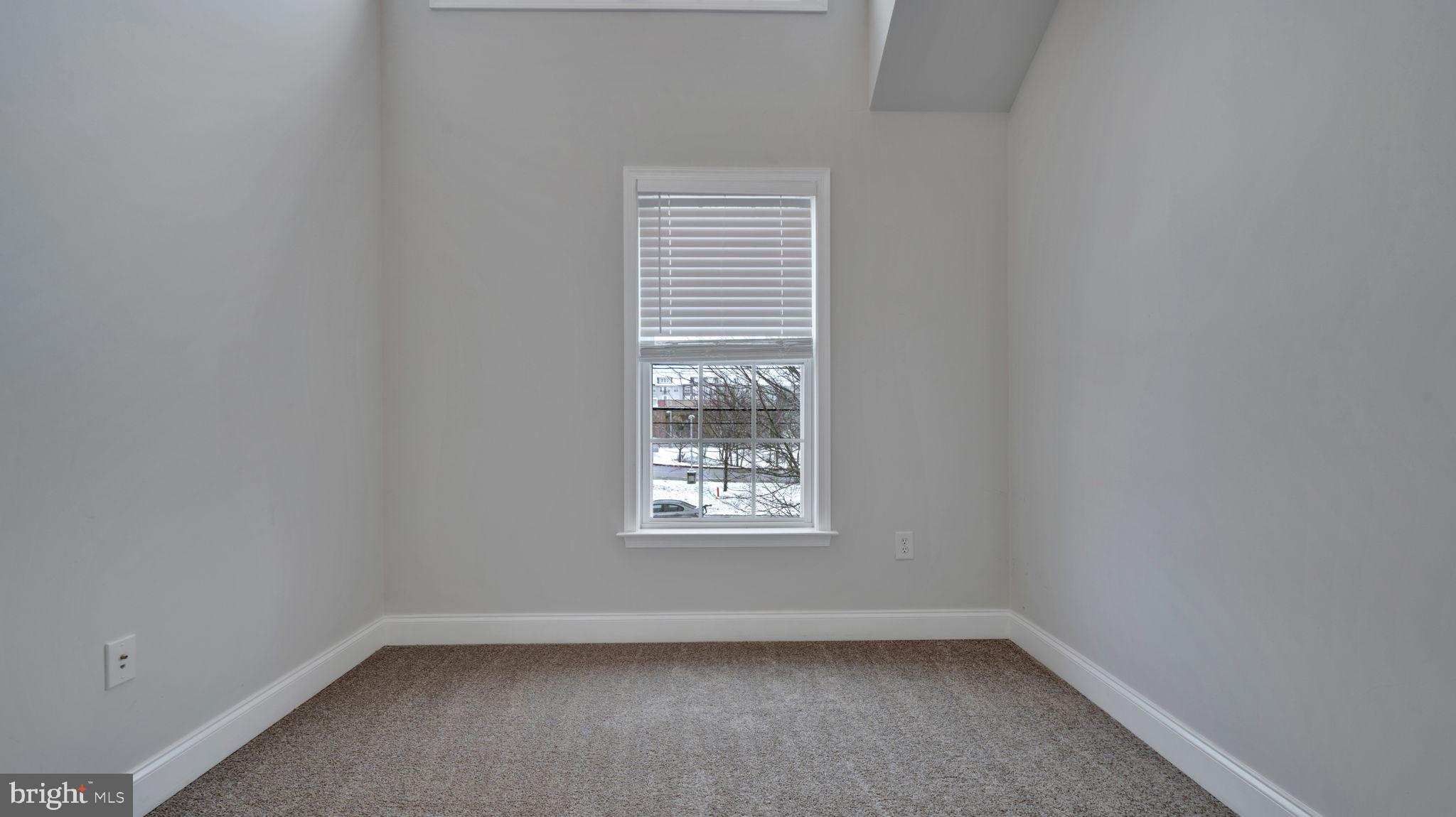 MCGUCKIAN - Residential Lease