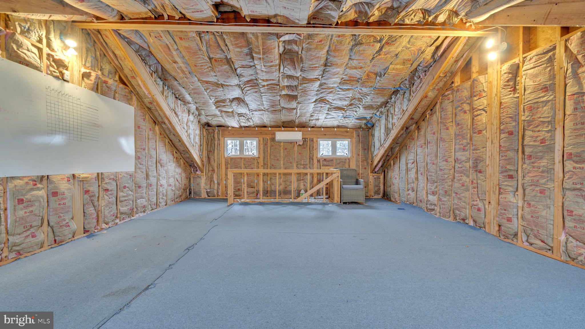 MCGUCKIAN - Residential Lease