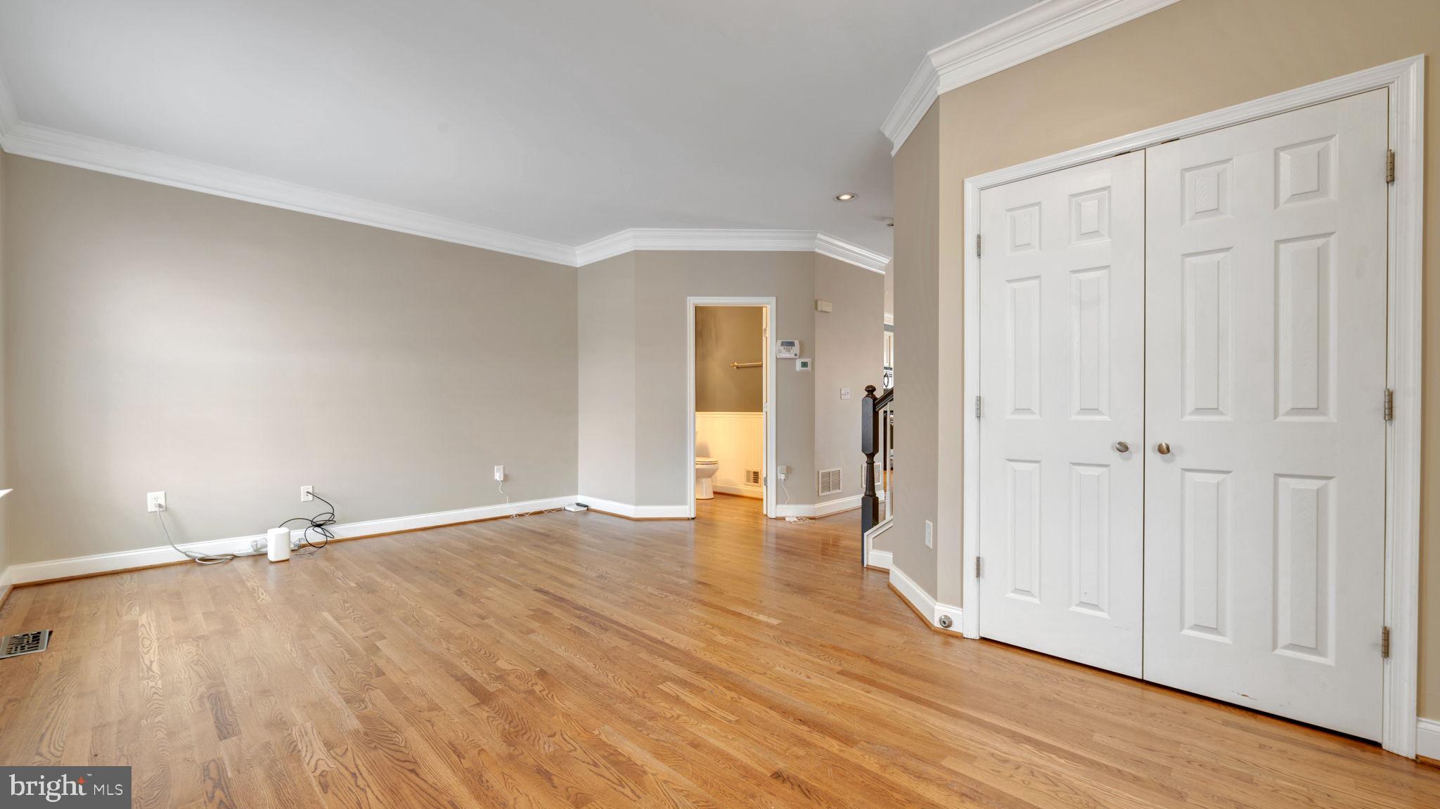 MCGUCKIAN - Residential Lease