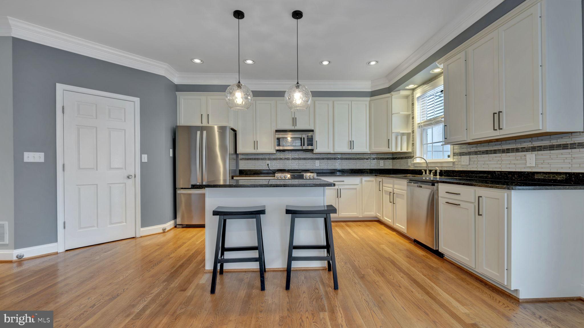 MCGUCKIAN - Residential Lease