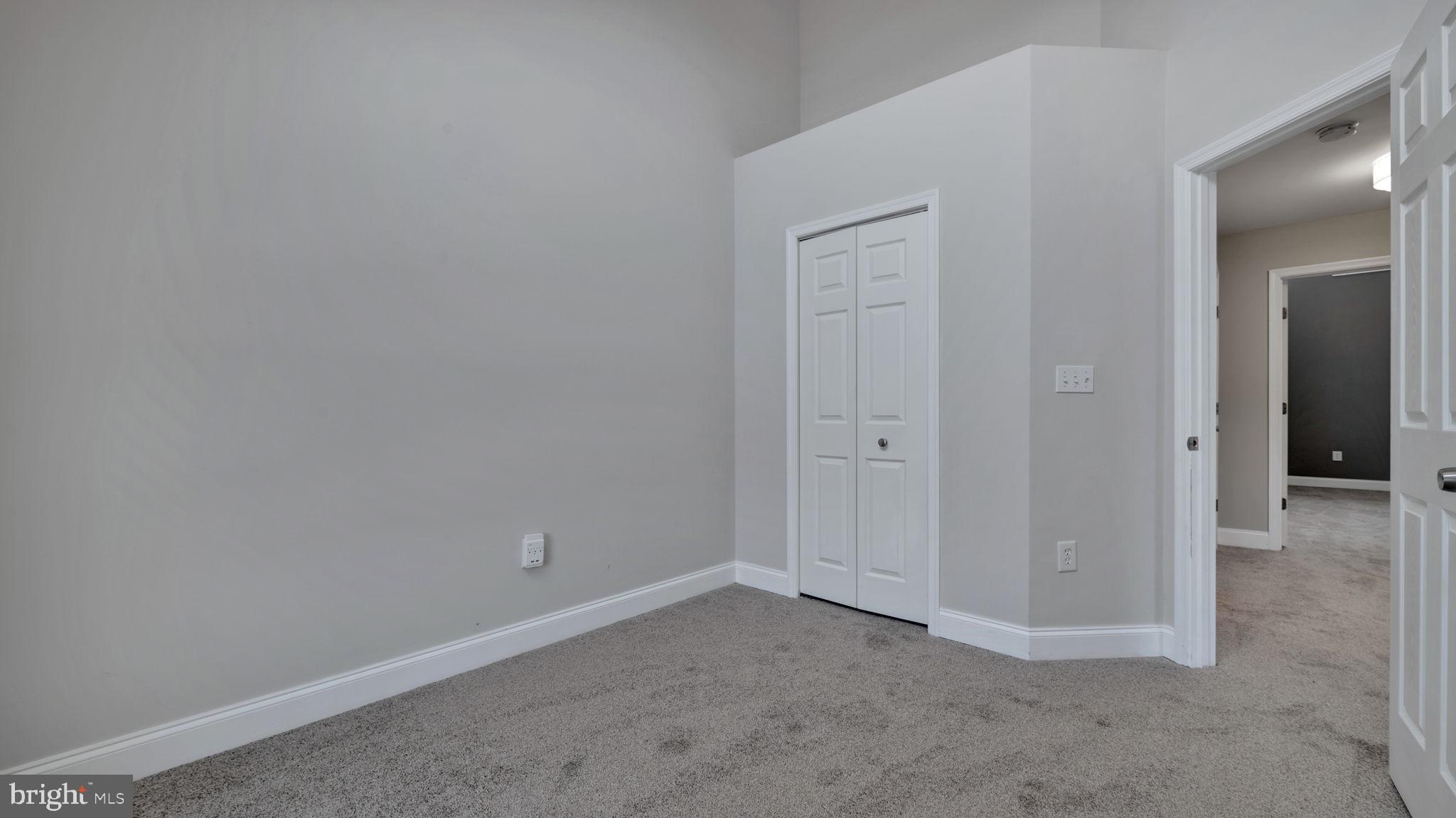 MCGUCKIAN - Residential Lease