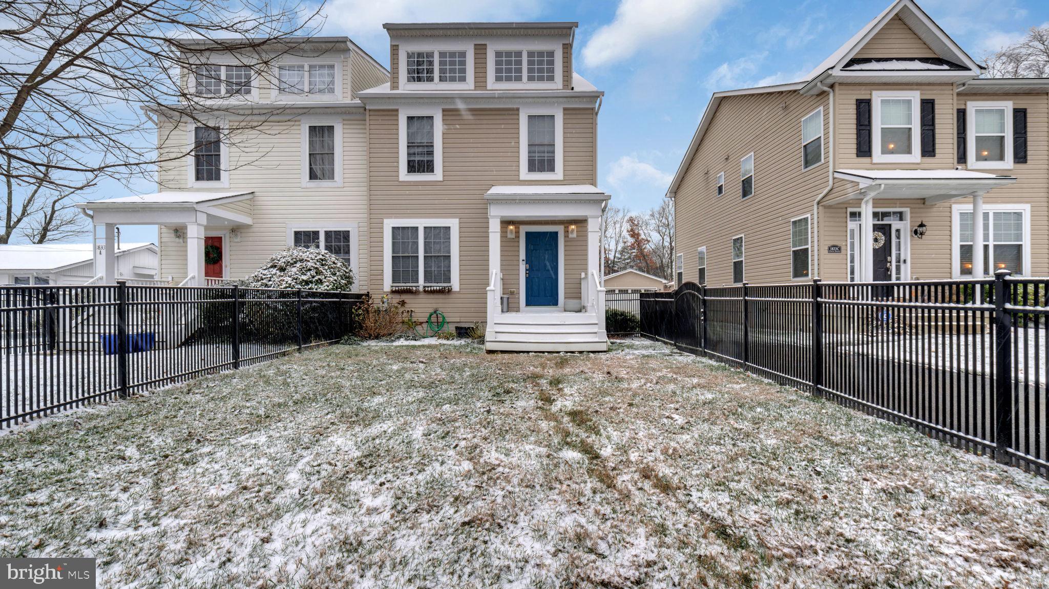 MCGUCKIAN - Residential Lease