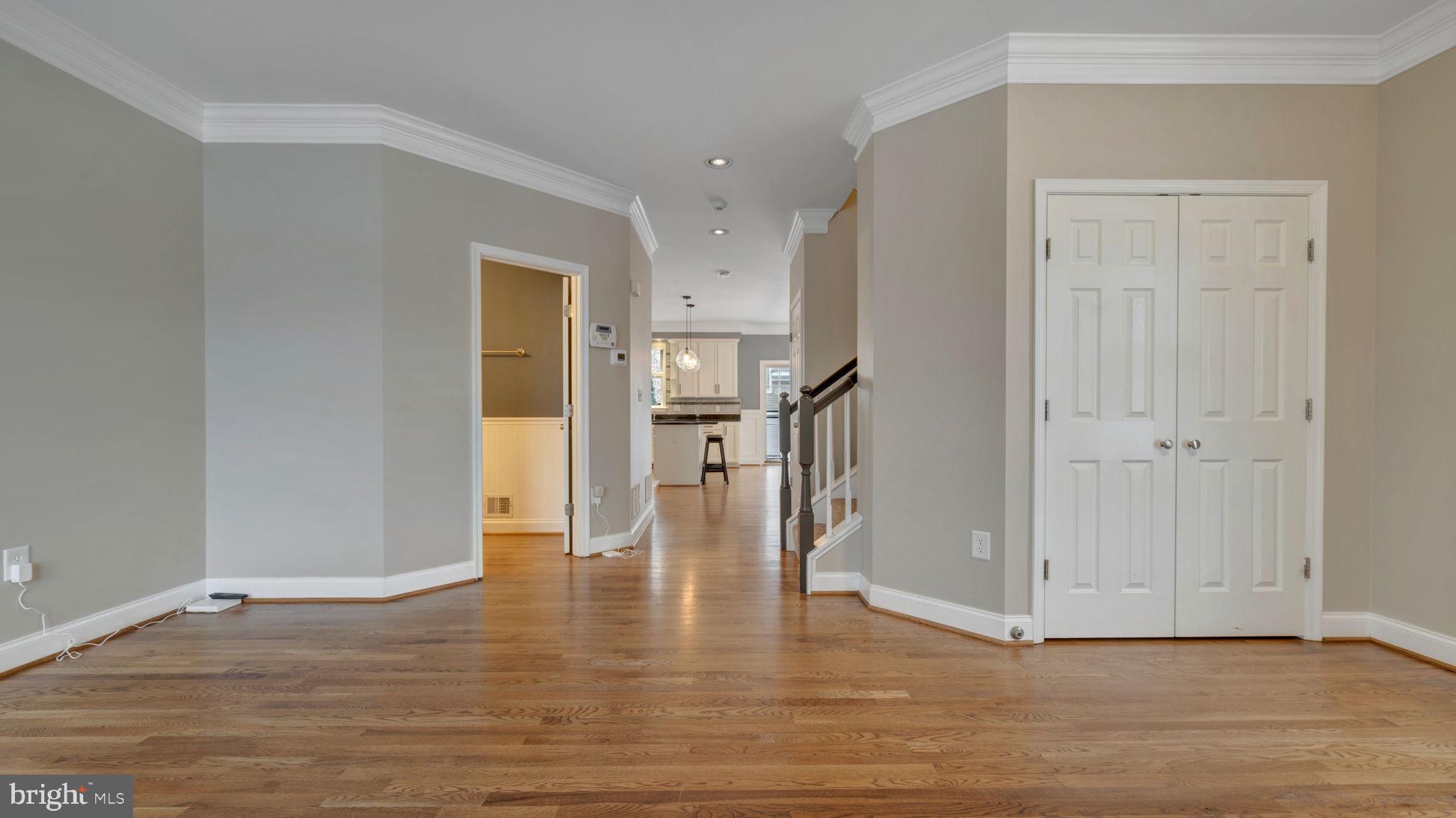 MCGUCKIAN - Residential Lease