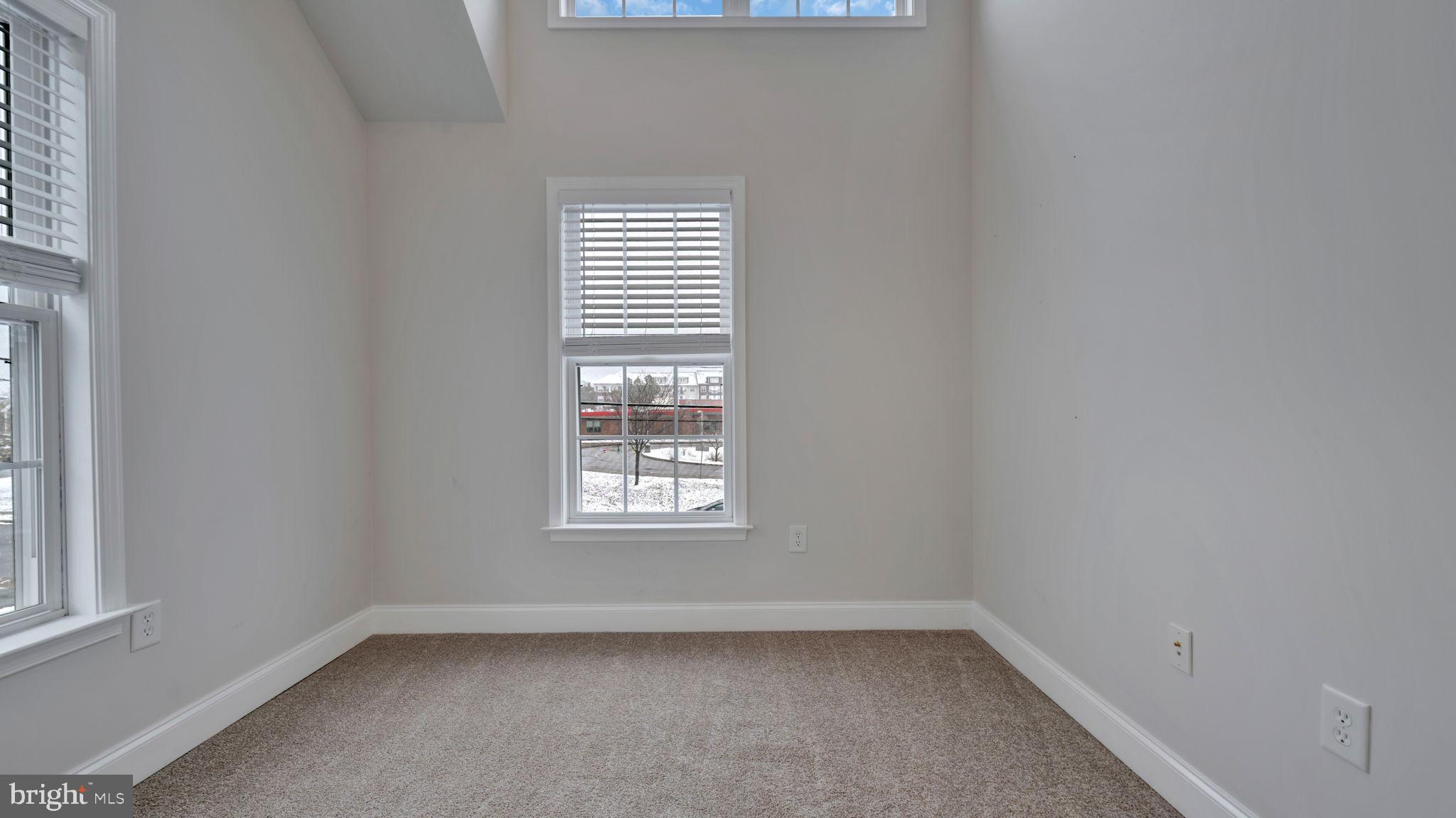 MCGUCKIAN - Residential Lease