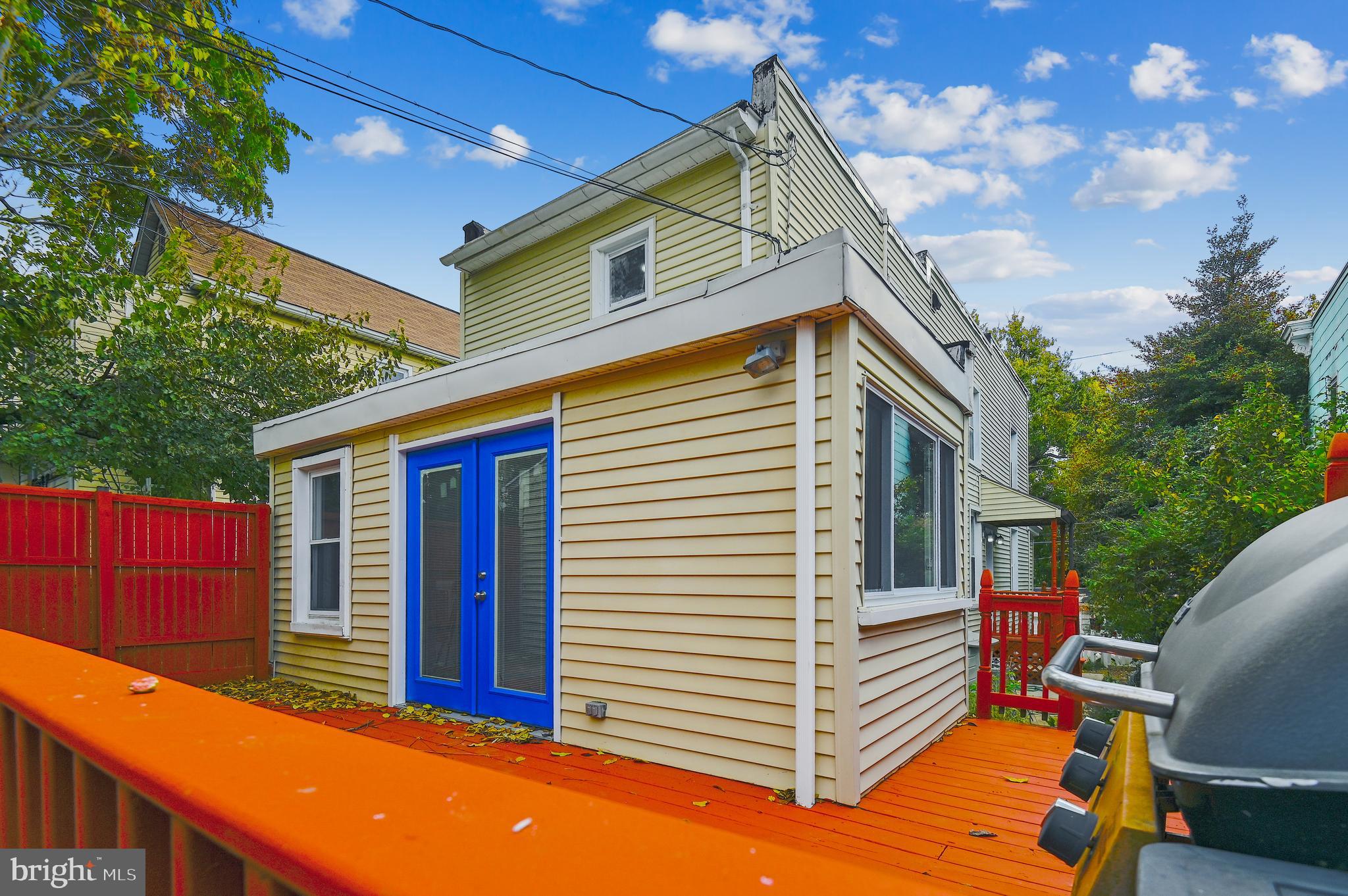 HAMPDEN HISTORIC DISTRICT - Residential