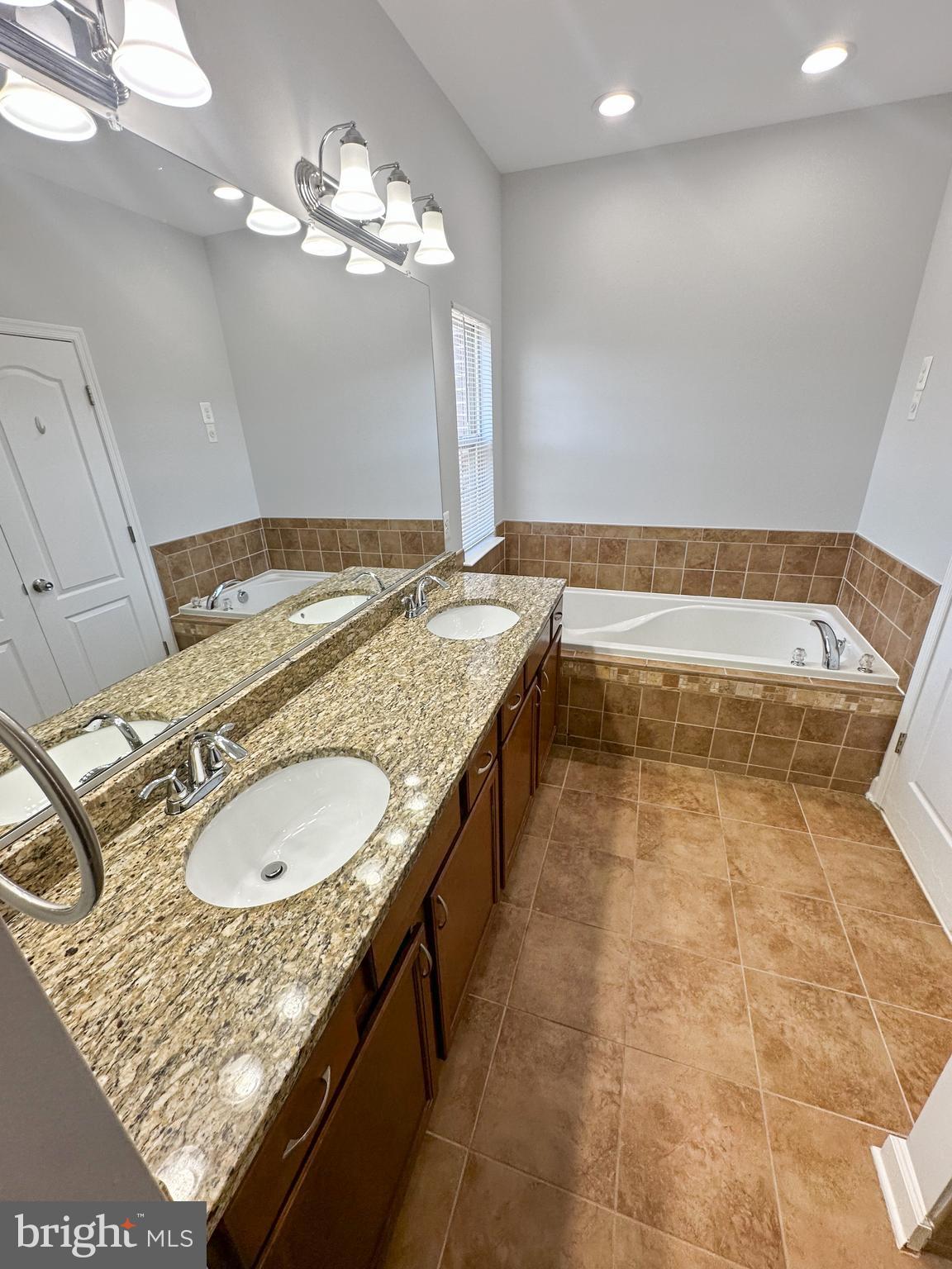 SUMMERFIELD AT MORGAN ST - Residential Lease