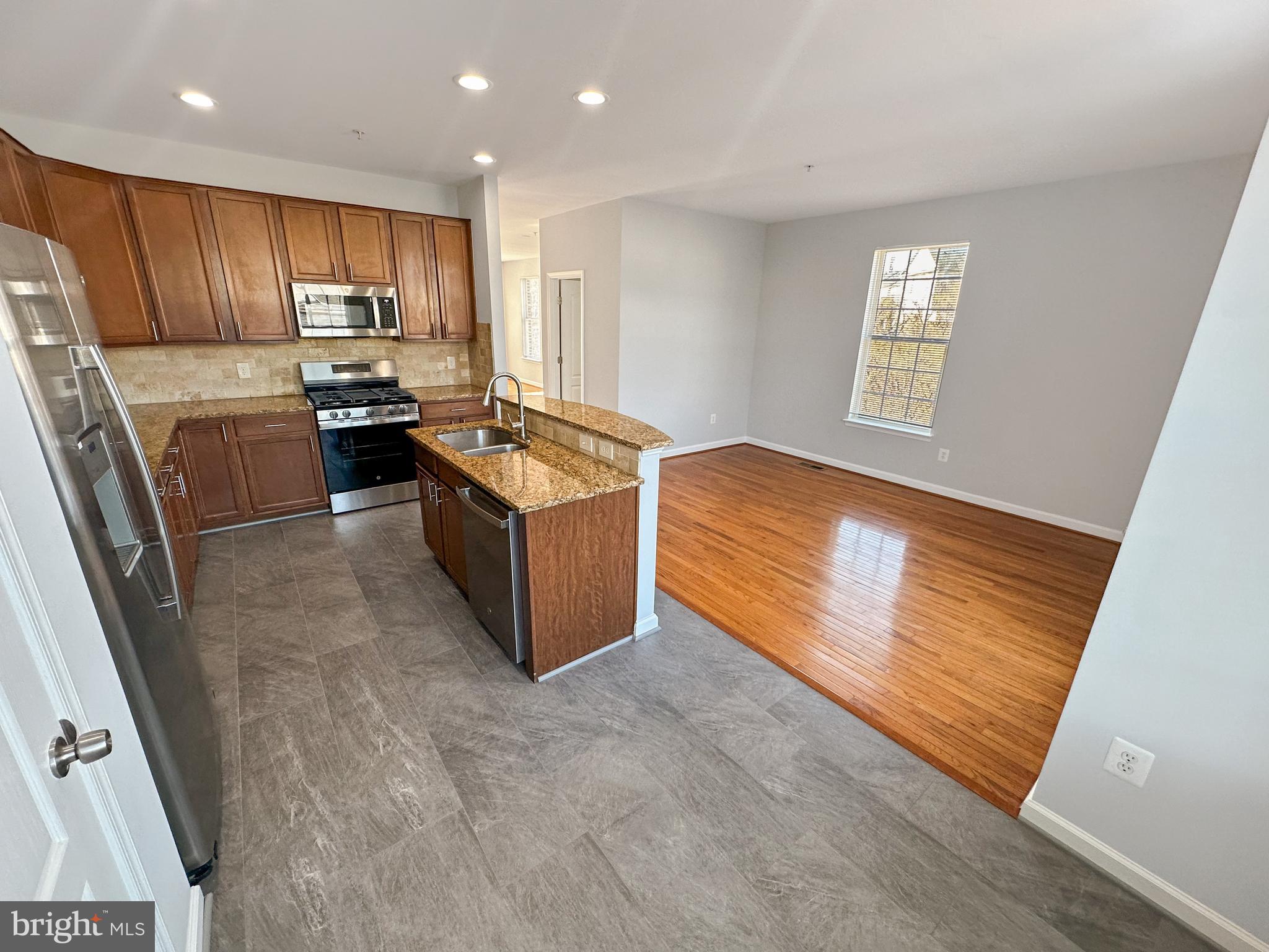SUMMERFIELD AT MORGAN ST - Residential Lease