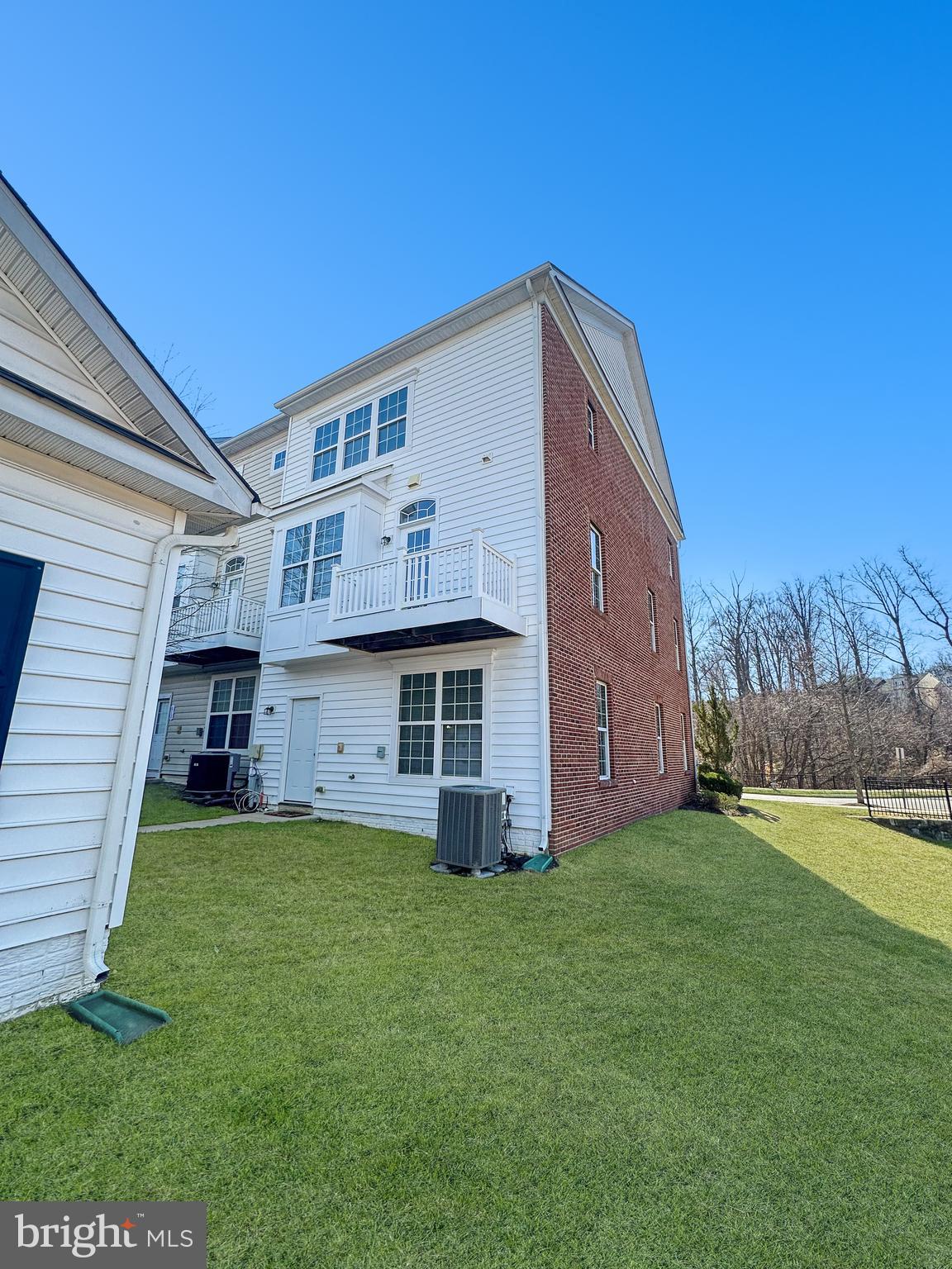 SUMMERFIELD AT MORGAN ST - Residential Lease