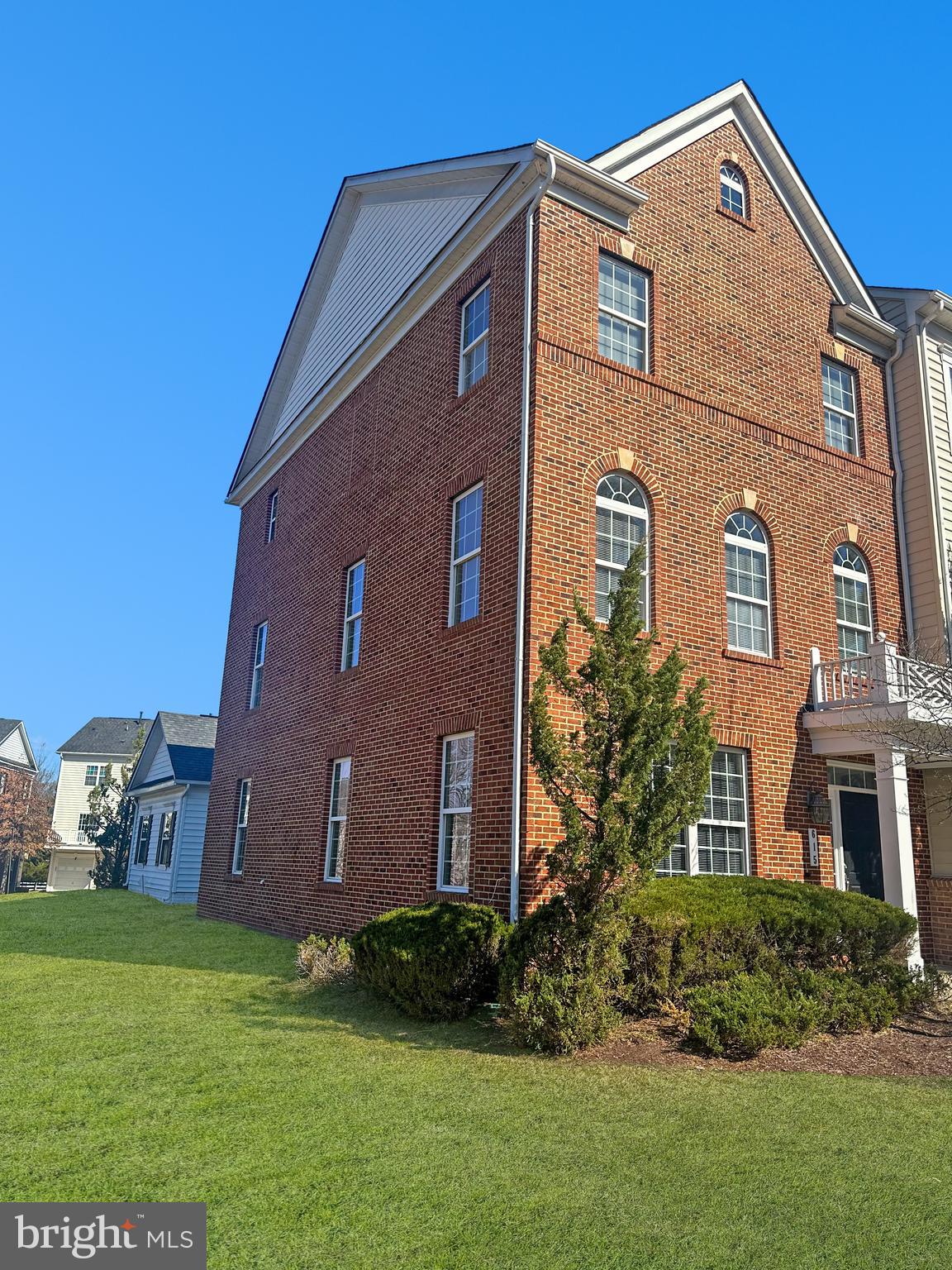 SUMMERFIELD AT MORGAN ST - Residential Lease