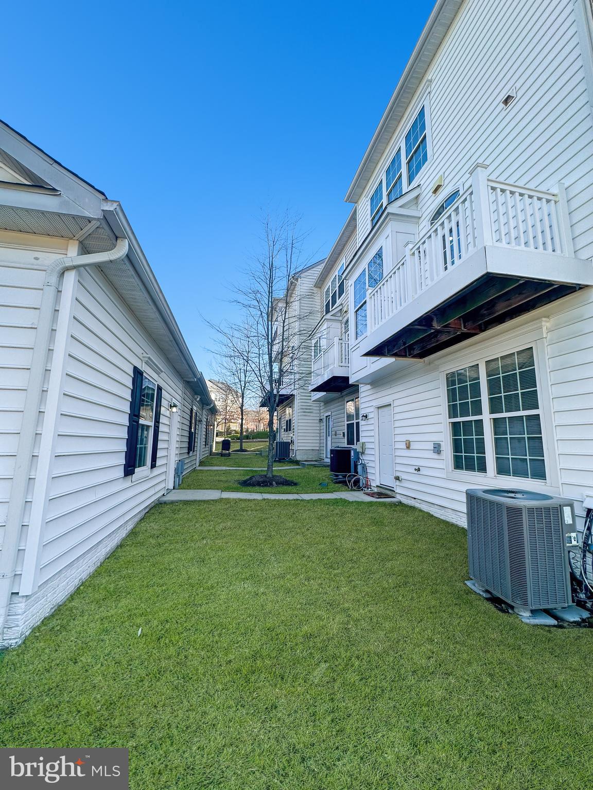 SUMMERFIELD AT MORGAN ST - Residential Lease