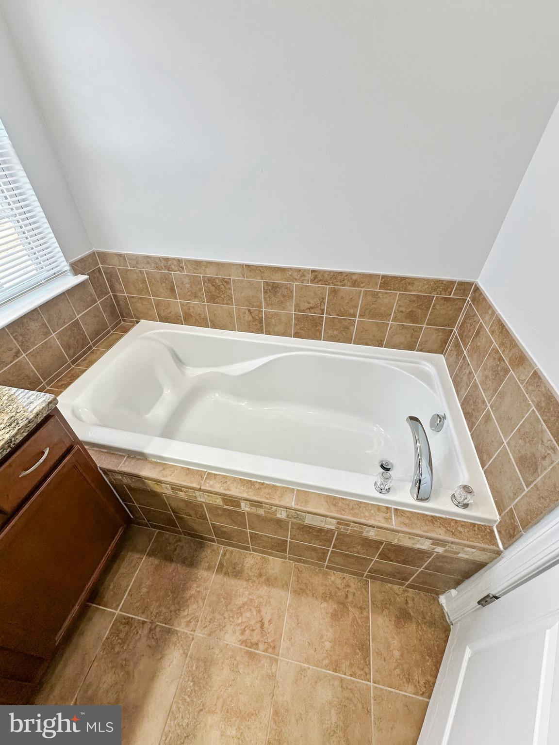 SUMMERFIELD AT MORGAN ST - Residential Lease