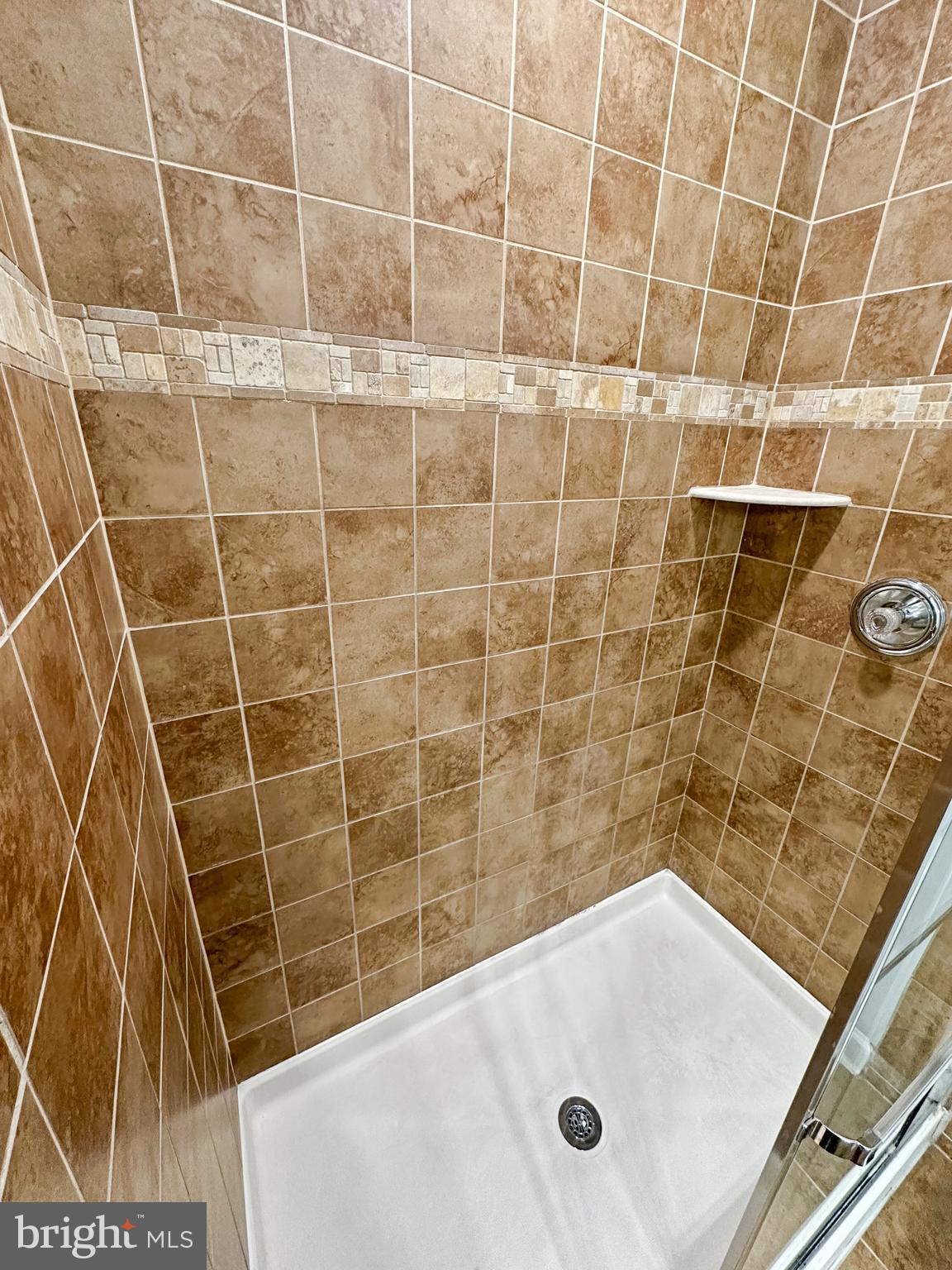 SUMMERFIELD AT MORGAN ST - Residential Lease