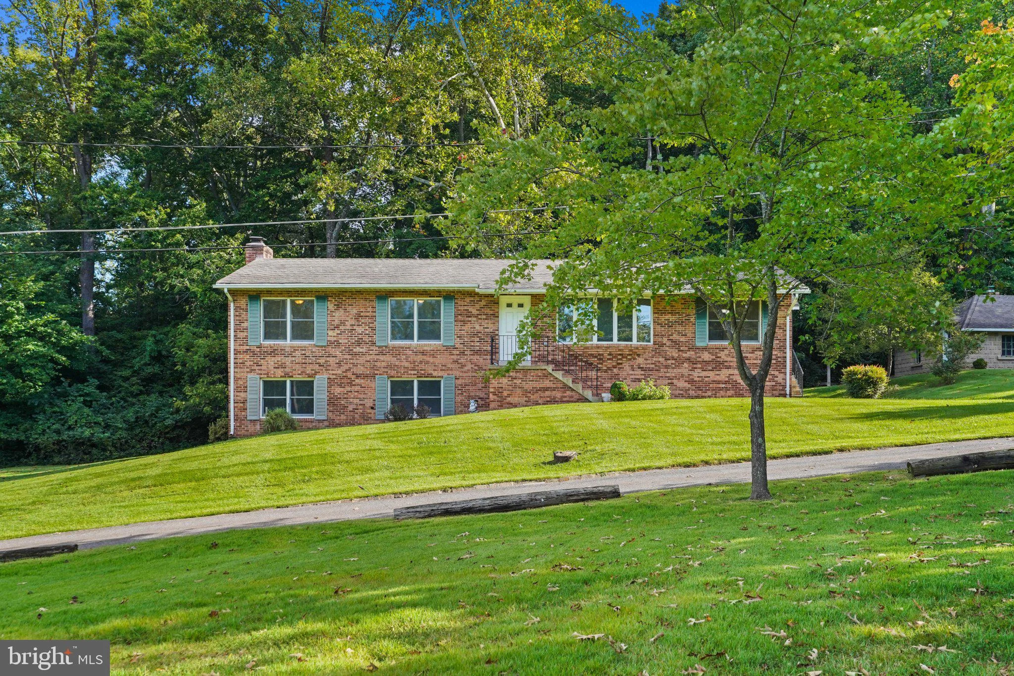 933 Palmer Road, Fort Washington, MD 20744