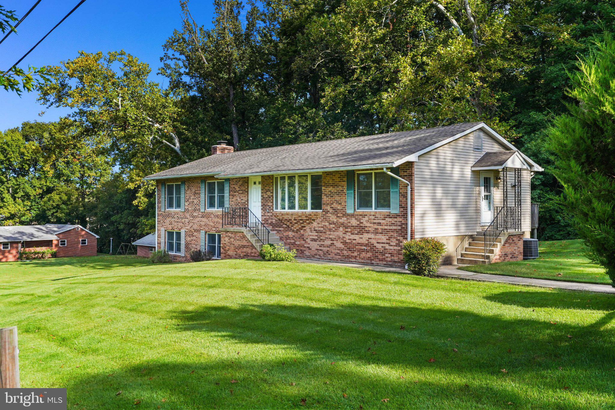 933 PALMER ROAD