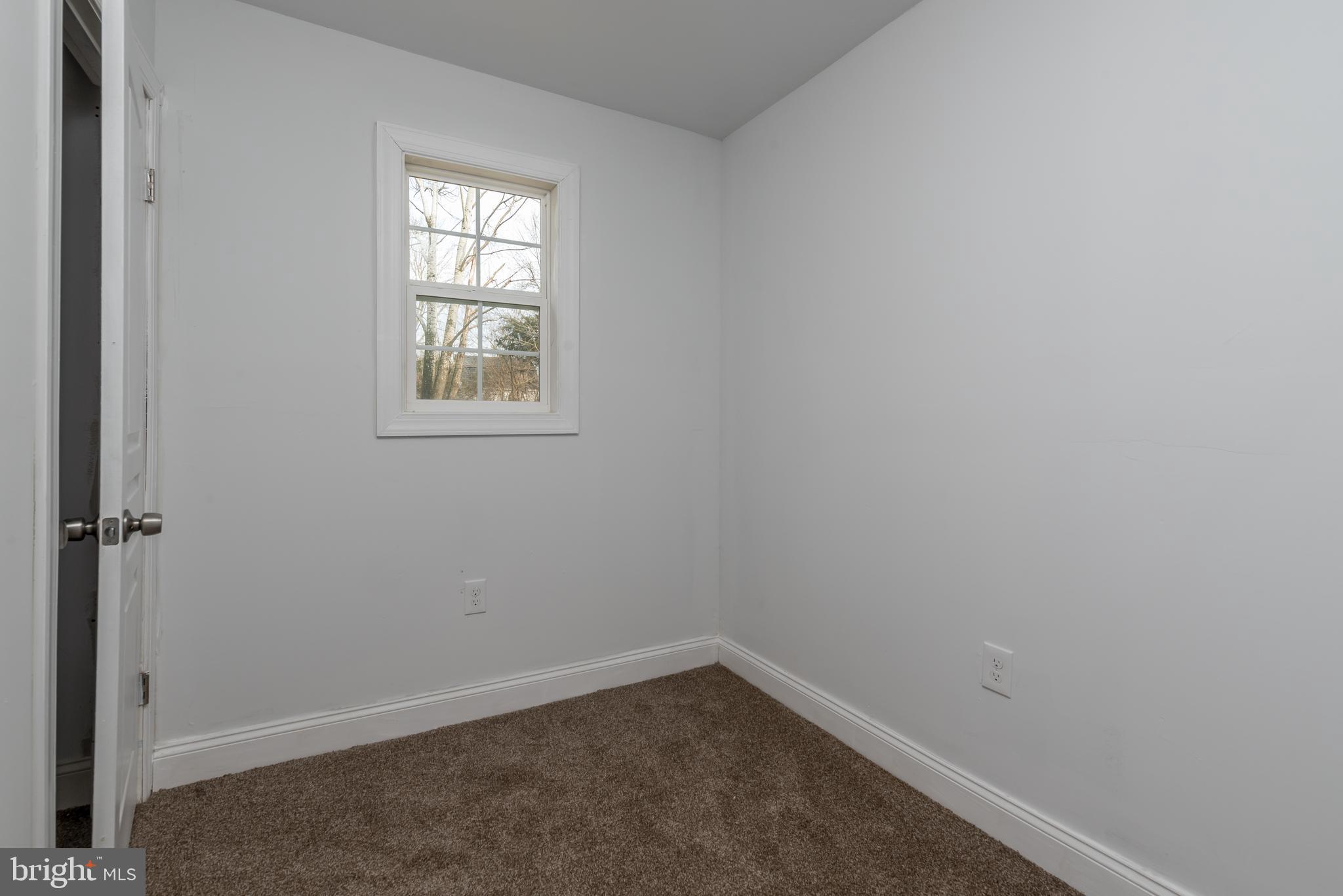 ABERDEEN HILLS - Residential