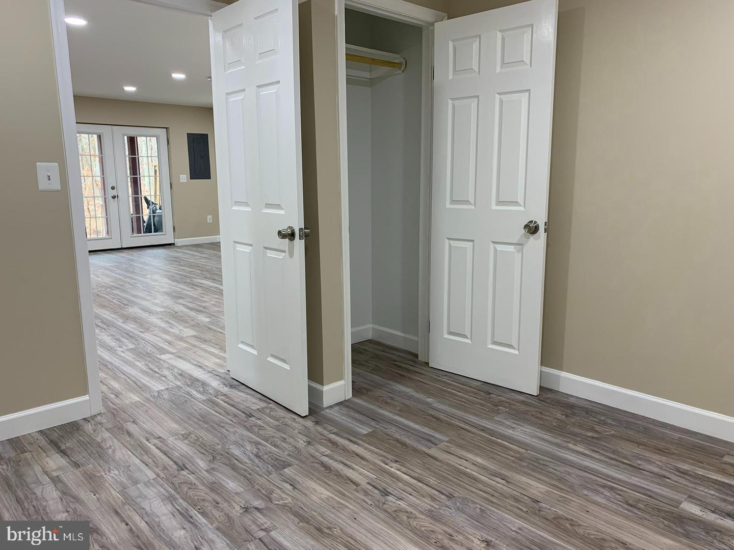 ARBOR PARK - Residential Lease