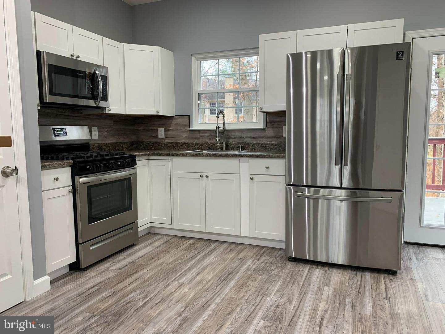 ARBOR PARK - Residential Lease