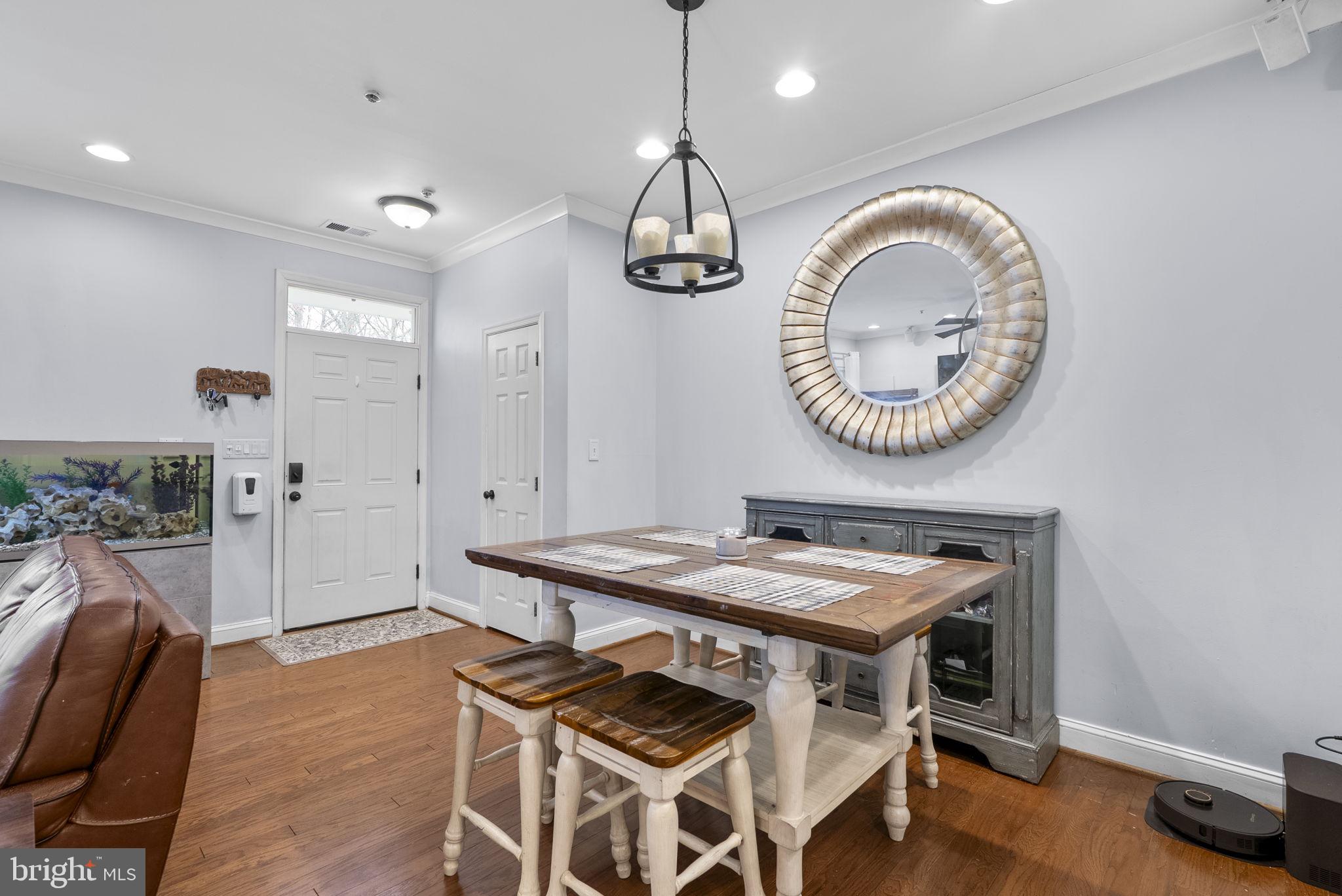 RIVER COLONY - Residential