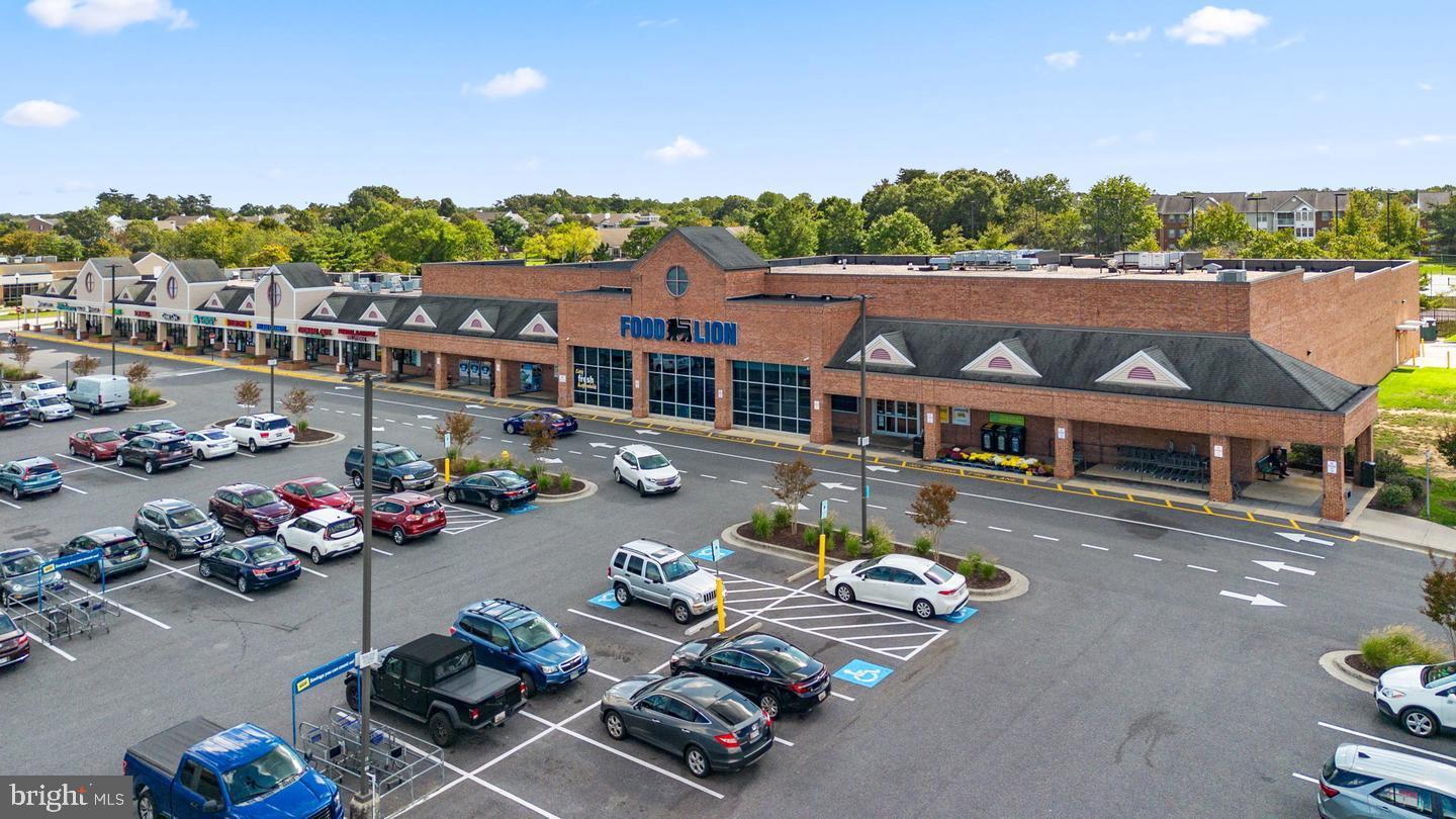 RIVER COLONY - Residential