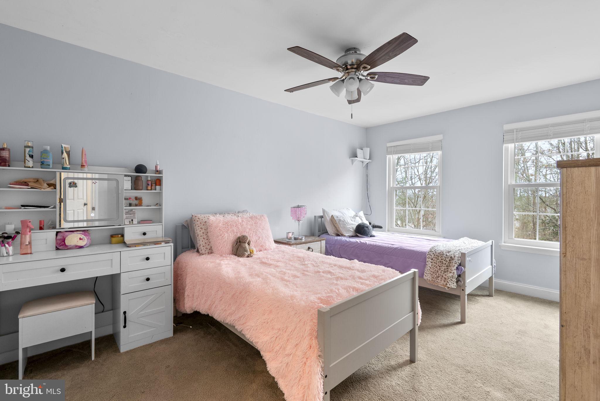 RIVER COLONY - Residential