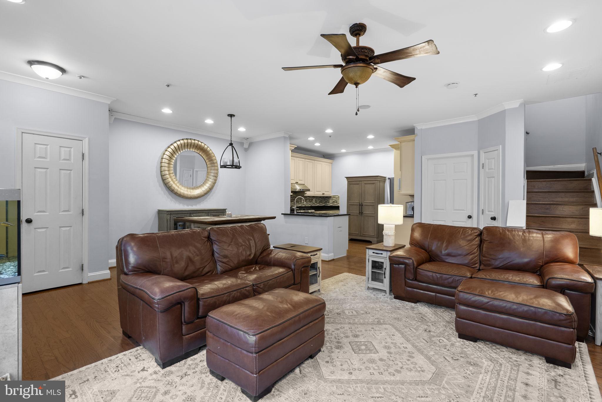 RIVER COLONY - Residential