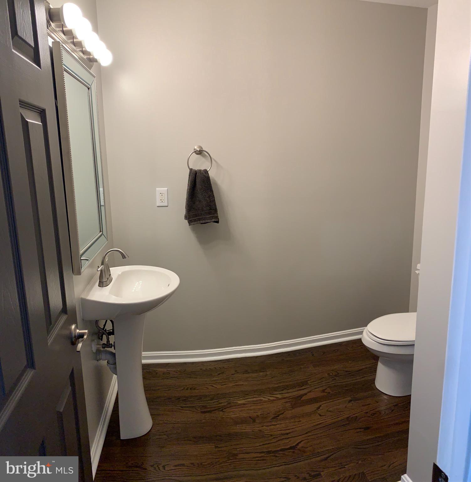 COLONIAL OAKS - Residential