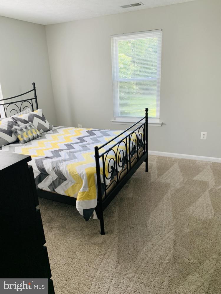 COLONIAL OAKS - Residential