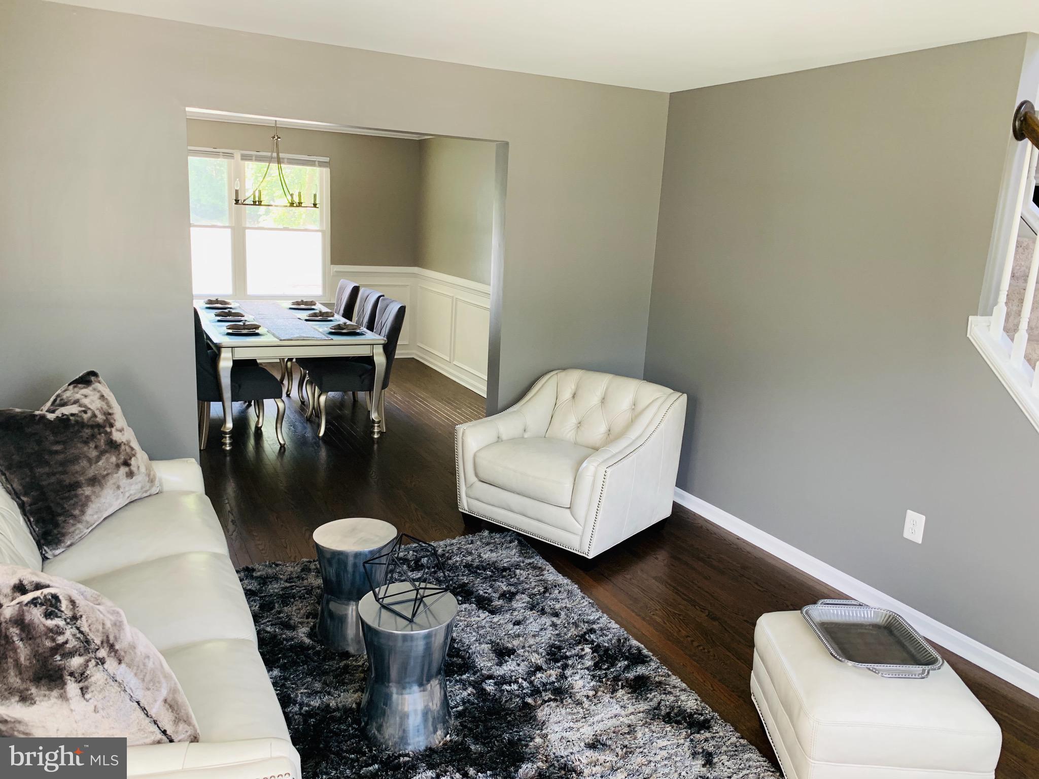 COLONIAL OAKS - Residential