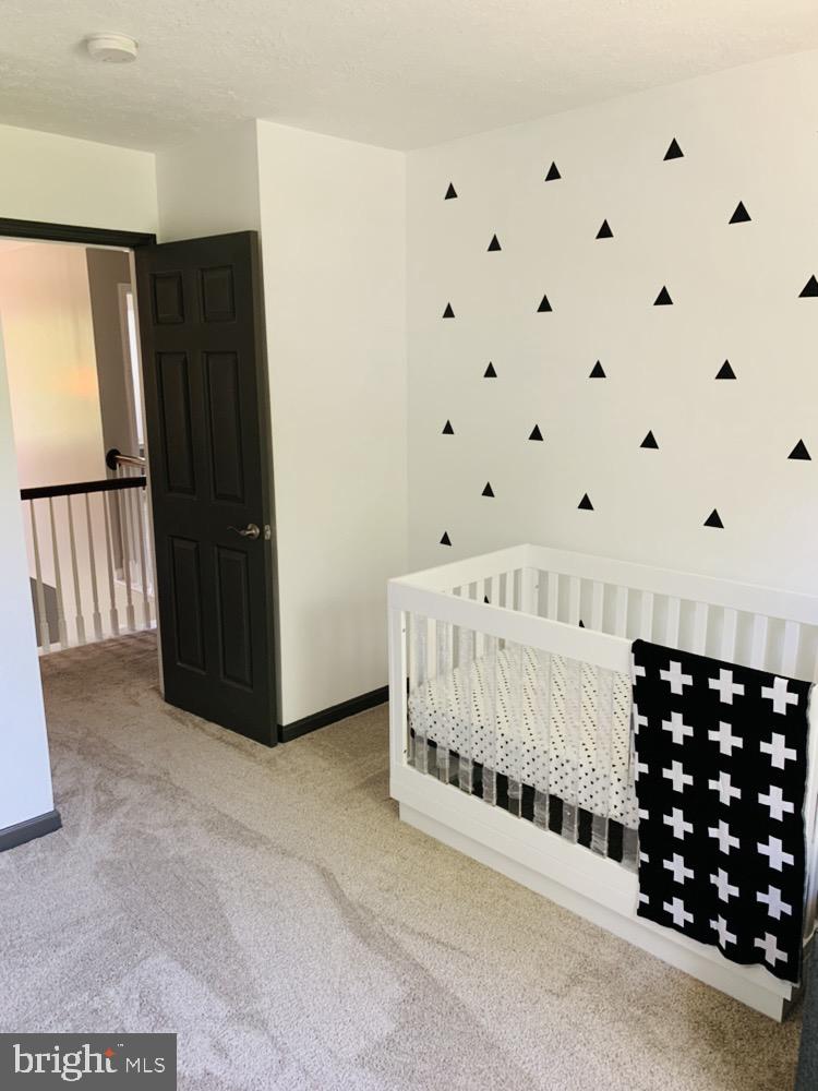 COLONIAL OAKS - Residential