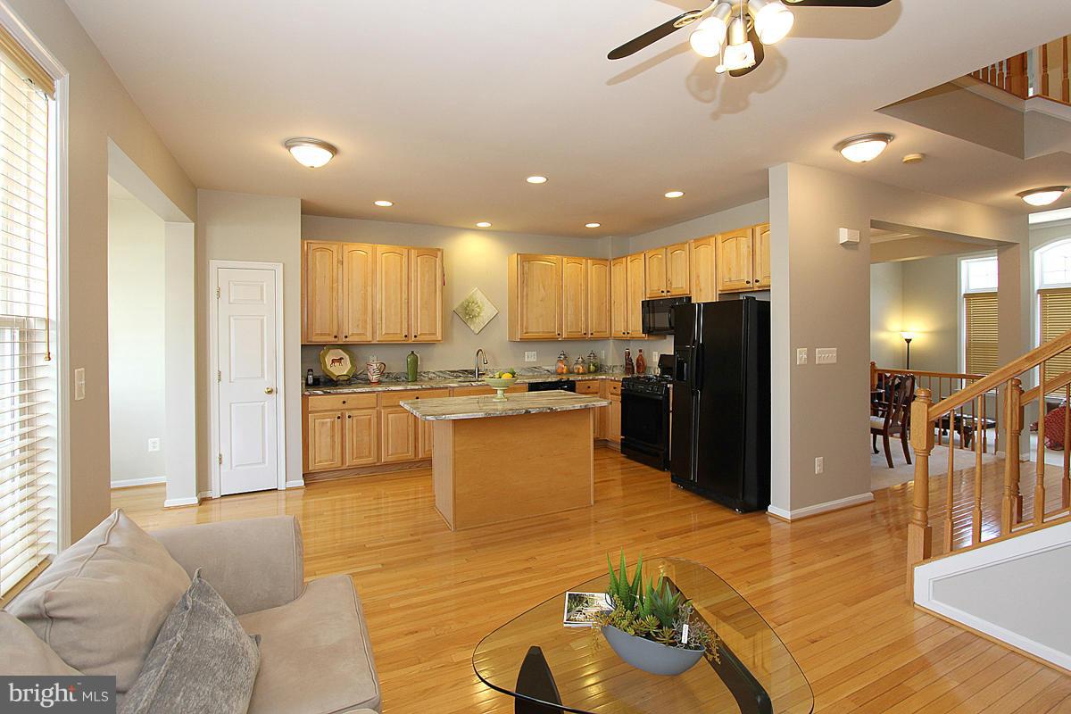 MEDINAH HOMES - Residential